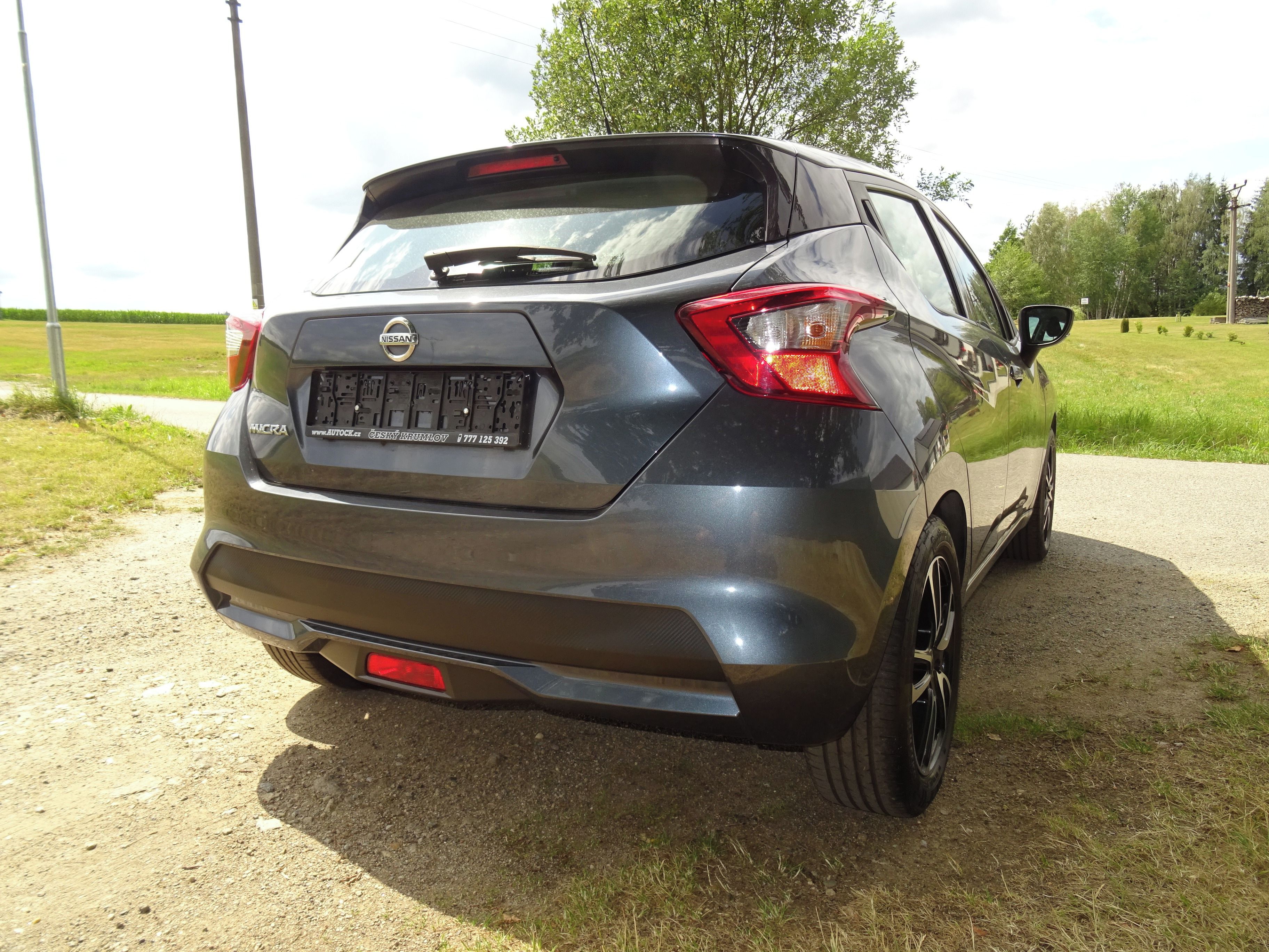 Nissan Micra, 1,0i 2x sada kol, pěkná výbava - fotka 4