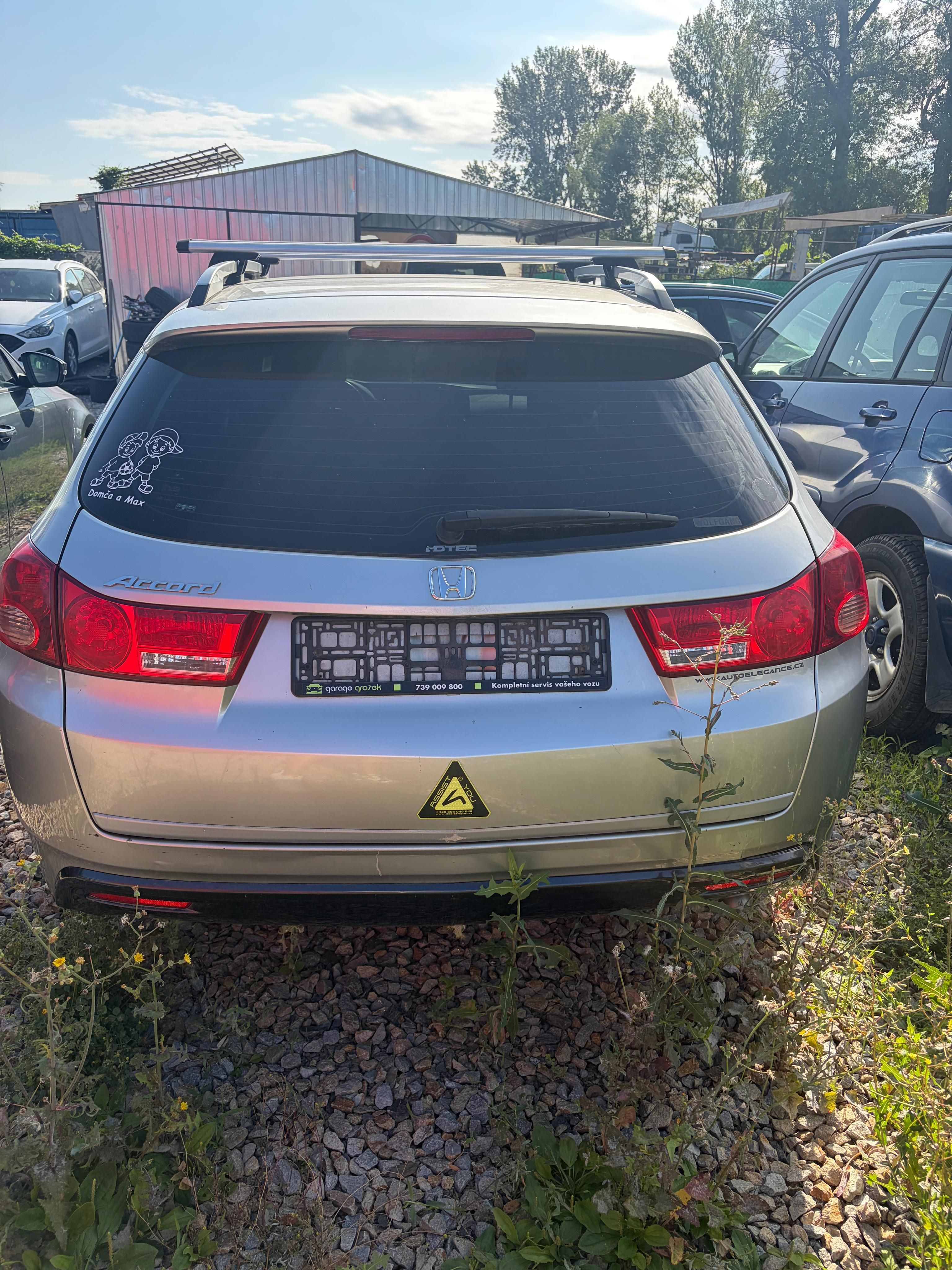 Honda Accord, Tourer 2.2 i-Dtec REZERVACE - fotka 6
