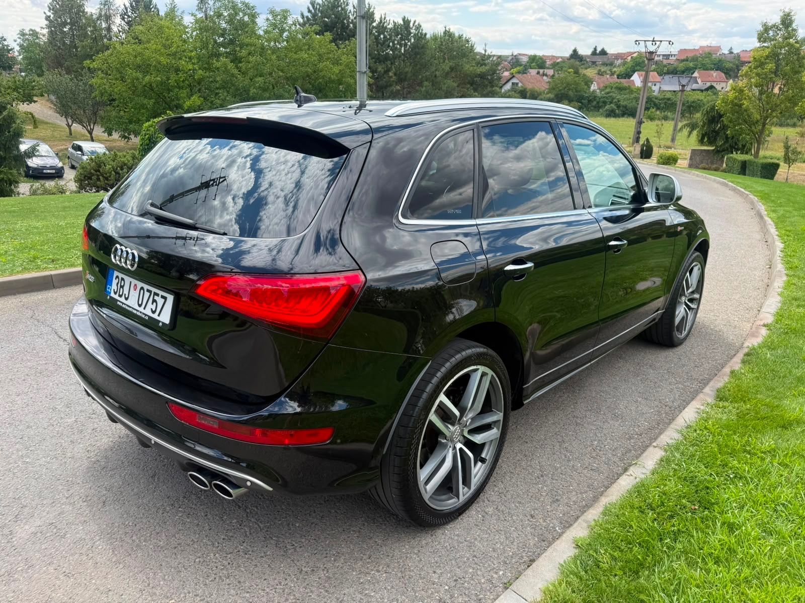 Audi SQ5, 3.0 V6 TFSi 260kW Quattro - fotka 5