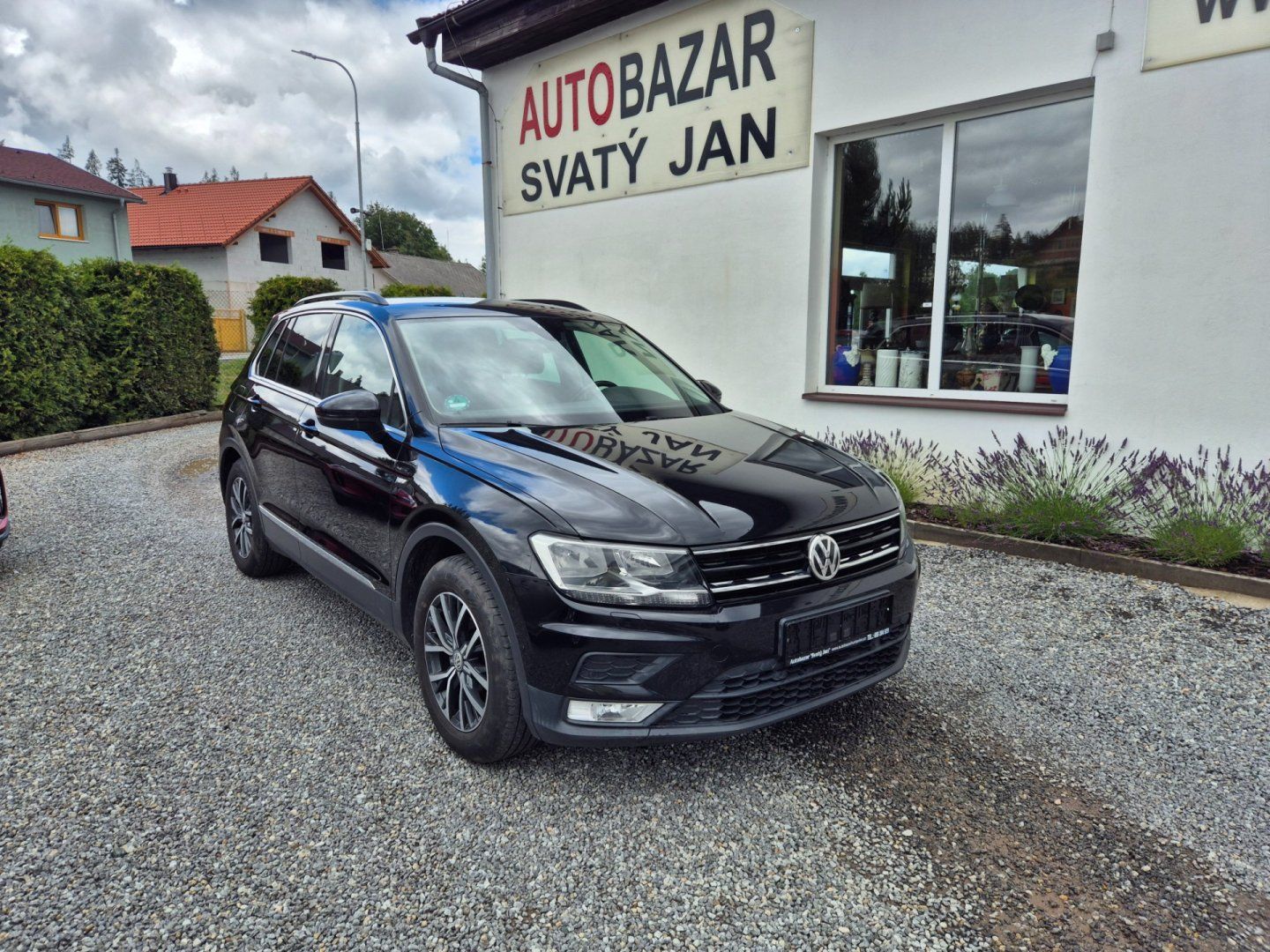 Volkswagen Tiguan, 2.0 TDI NAVI, Serviska - fotka 2
