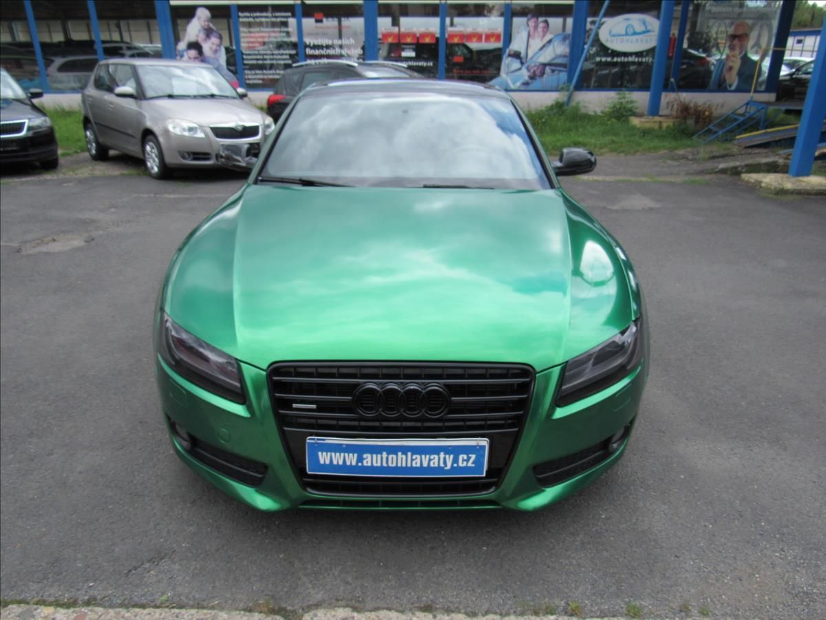Audi A5, 3,0 TDi 176kW Manuál Quattro - fotka 2