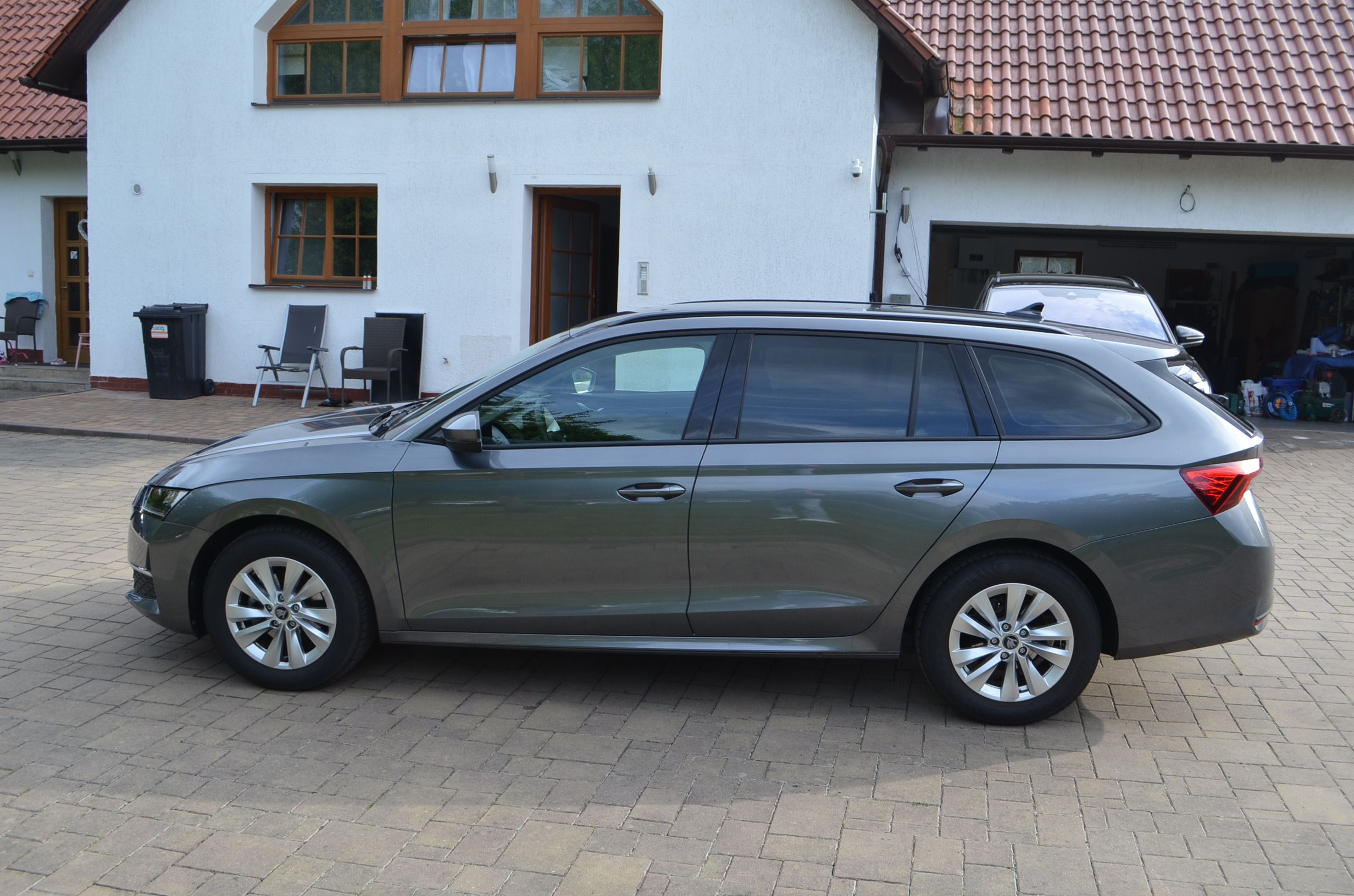 Škoda Octavia, COMBI 1.5TSI*DSG*150PS*15.000K - fotka 6