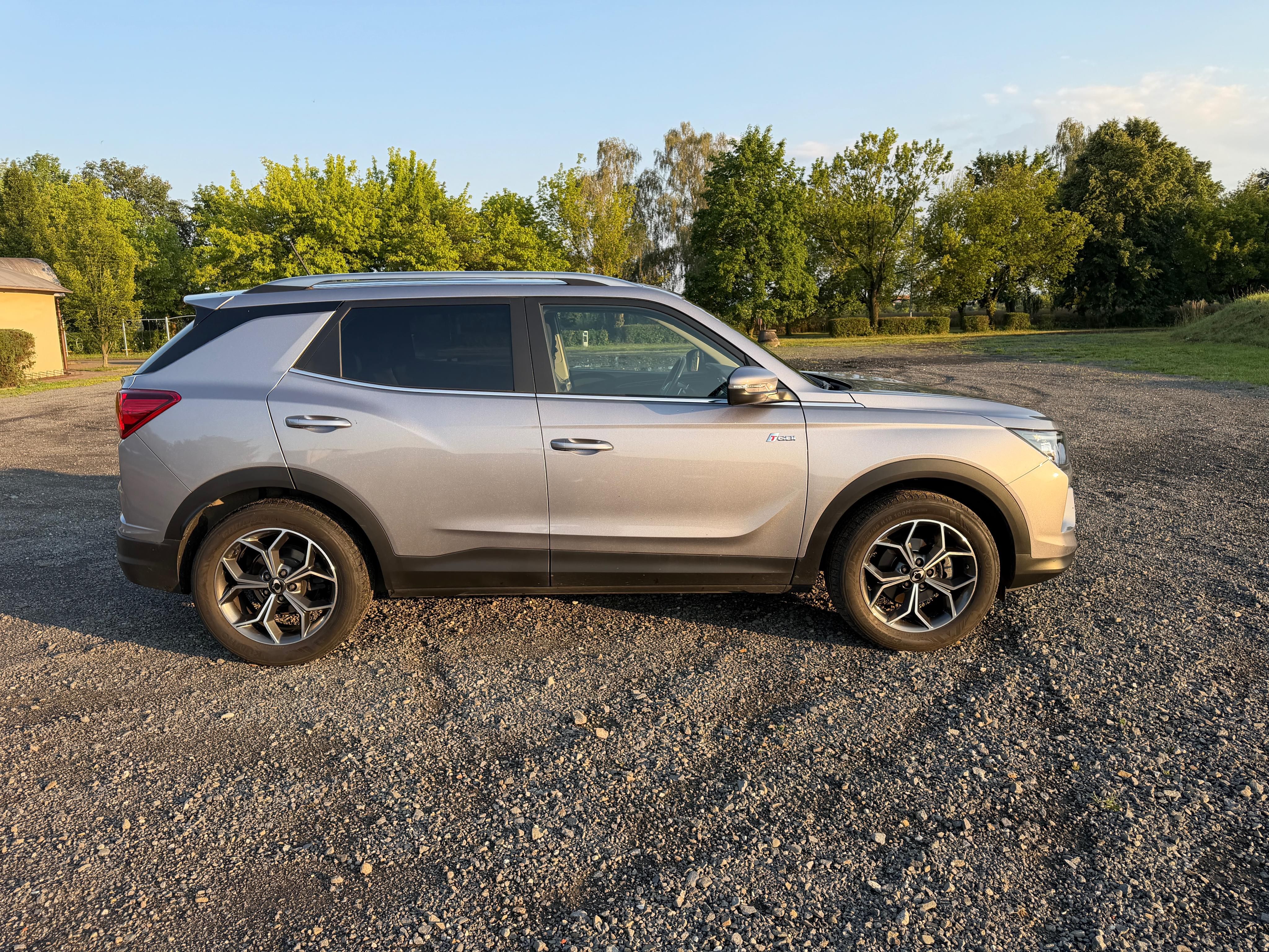 SsangYong Korando, 1.5TGDi, 4x4 AUTOMAT, TAŽNÉ - fotka 6