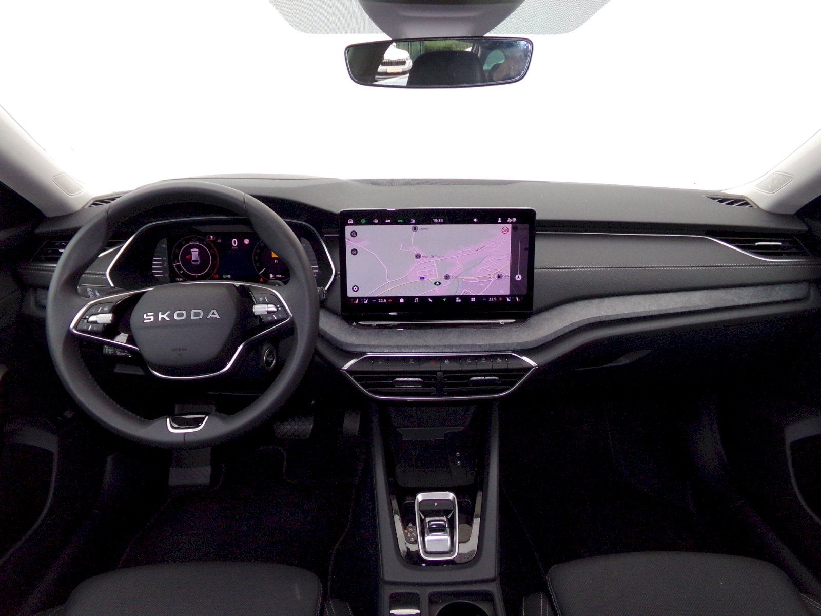 Škoda Octavia, Combi Exclusive Selection 2.0T - fotka 5