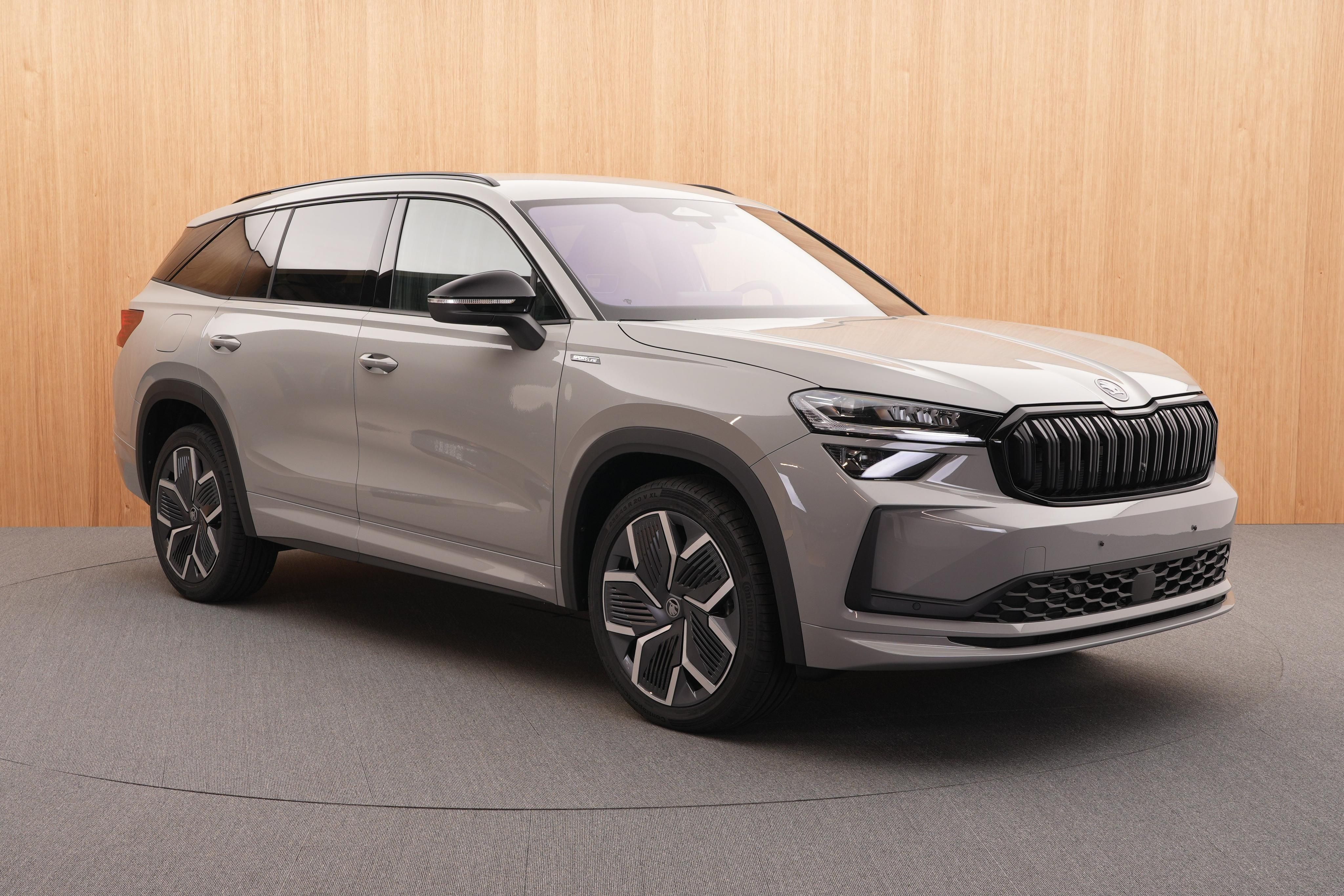 Škoda Kodiaq, Sportline 2.0 TDI 4x4 DSG - fotka 6