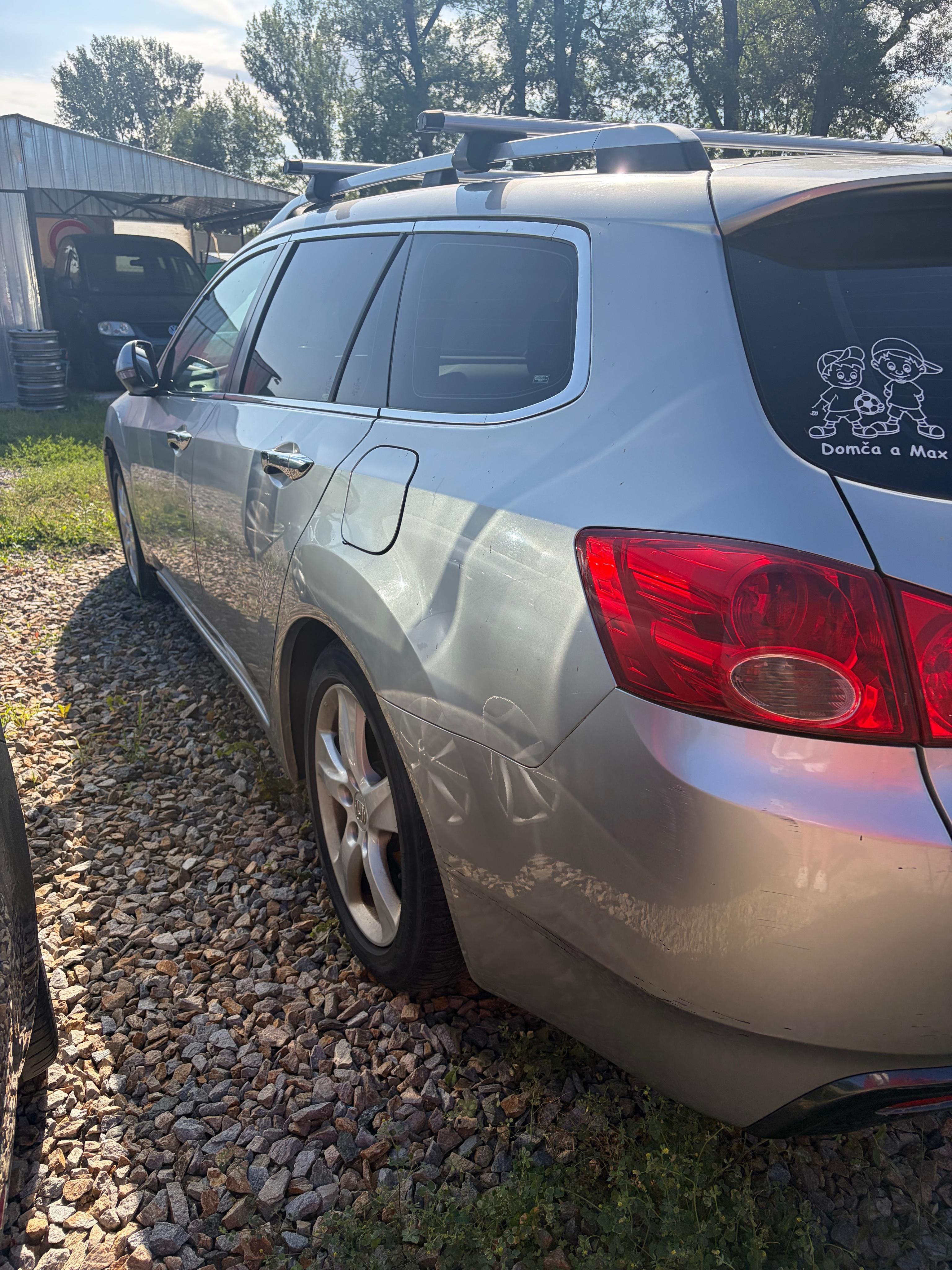 Honda Accord, Tourer 2.2 i-Dtec REZERVACE - fotka 5