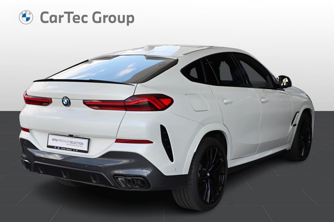 BMW X6, M60i - fotka 5