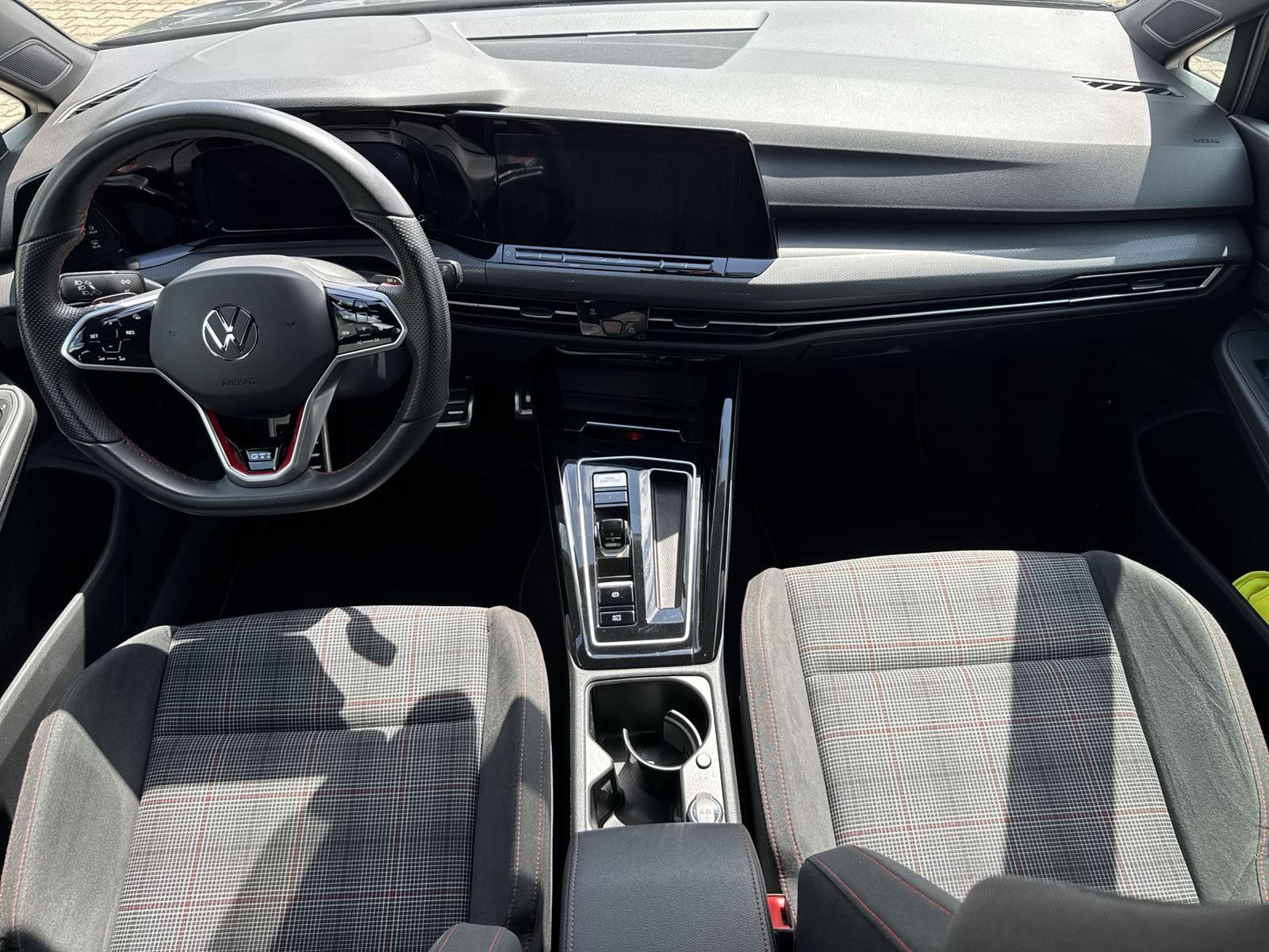 Volkswagen Golf, 2.0 TSI DSG GTI - fotka 5