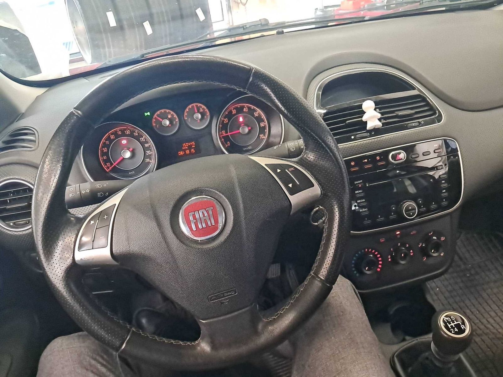 Fiat Punto, 1.2, po STK, zamluveno - fotka 3