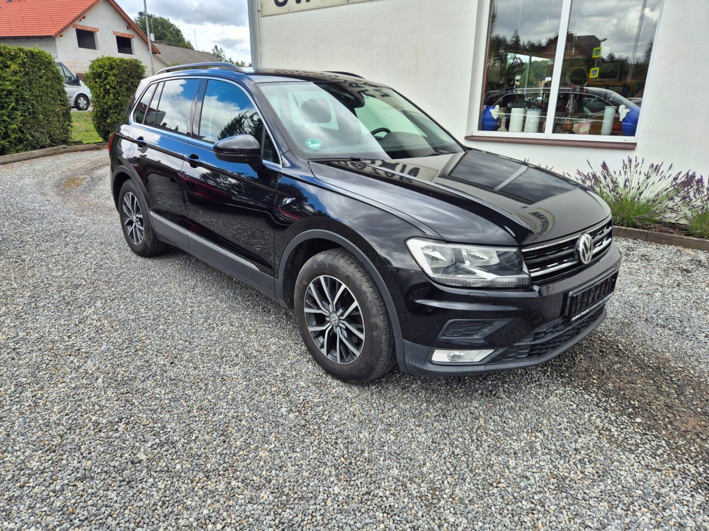 Volkswagen Tiguan, 2.0 TDI NAVI, Serviska - fotka 3