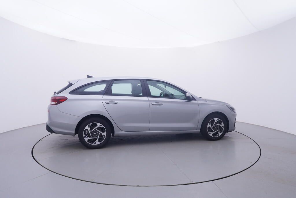 Hyundai i30, comfort 1.0 GDI 74 kW - fotka 6