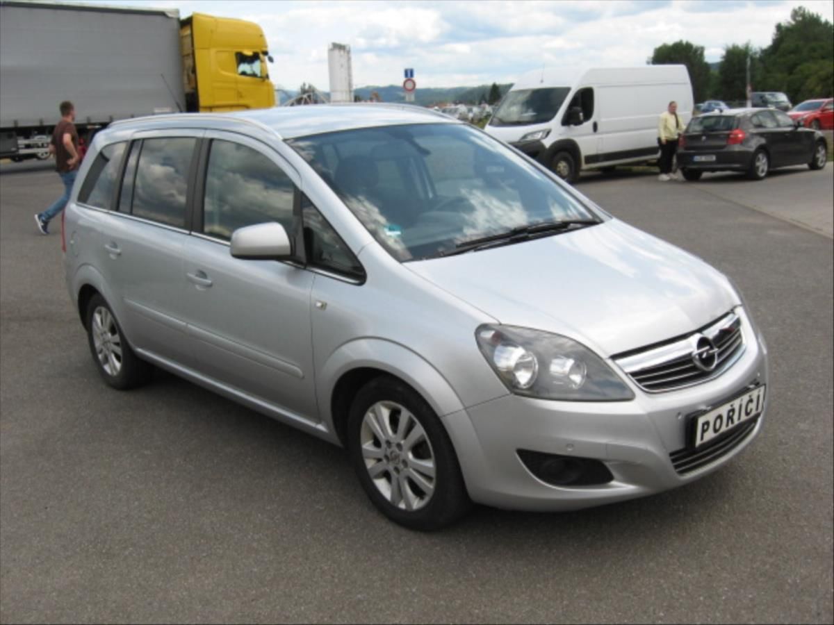 Opel Zafira, 1,7 7 míst - fotka 3