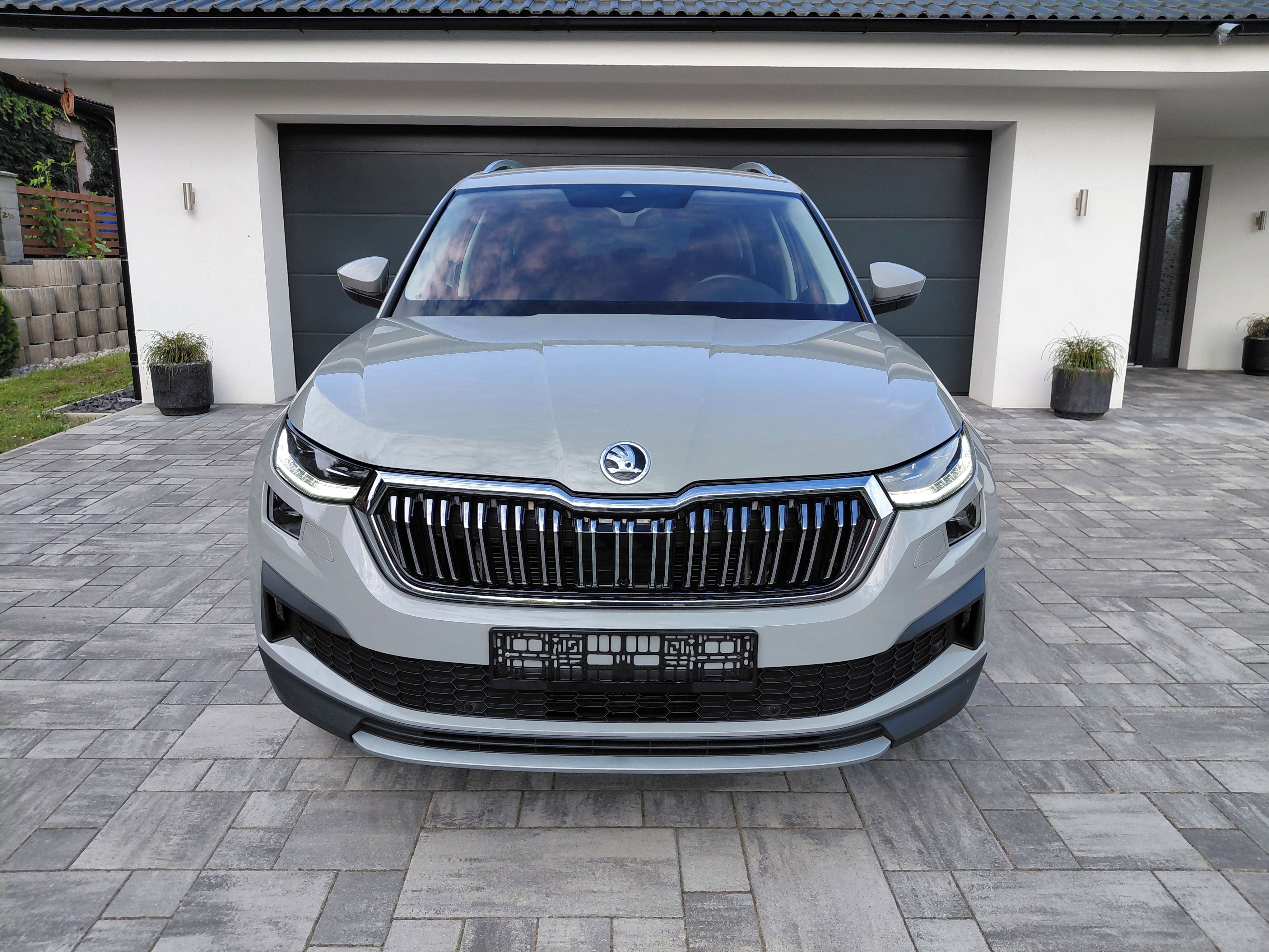 Škoda Kodiaq, 2.0 tdi STYLE 4x4 110kw Matrix - fotka 2