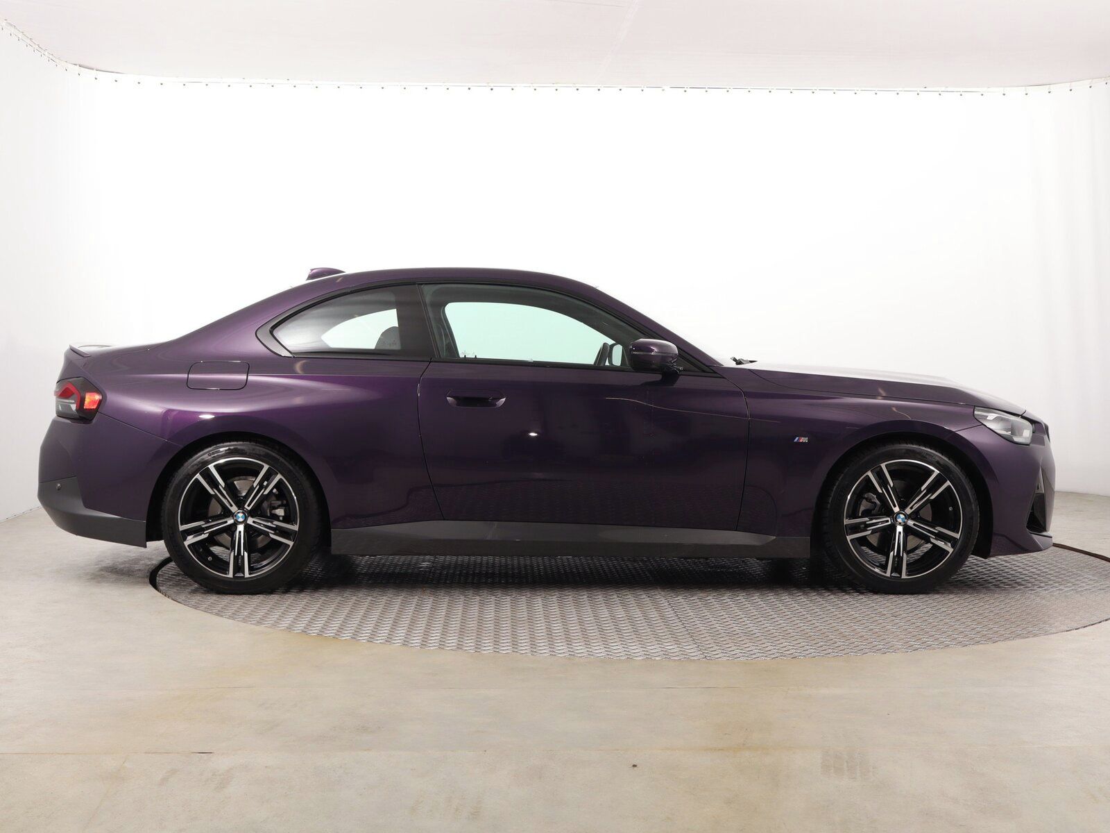 BMW Řada 2, 220 i - fotka 6