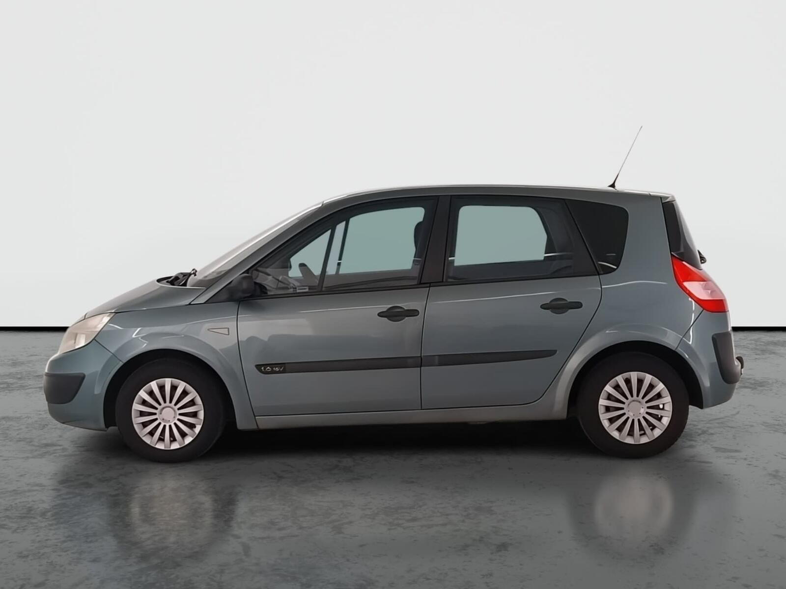 Renault Scénic, 1.6 16V, po STK, Tažné, Klima - fotka 3