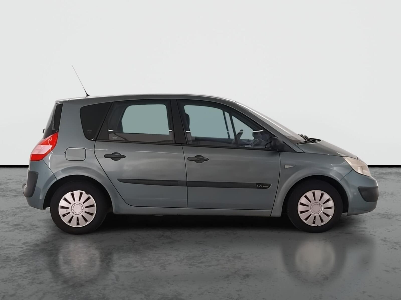 Renault Scénic, 1.6 16V, po STK, Tažné, Klima - fotka 6