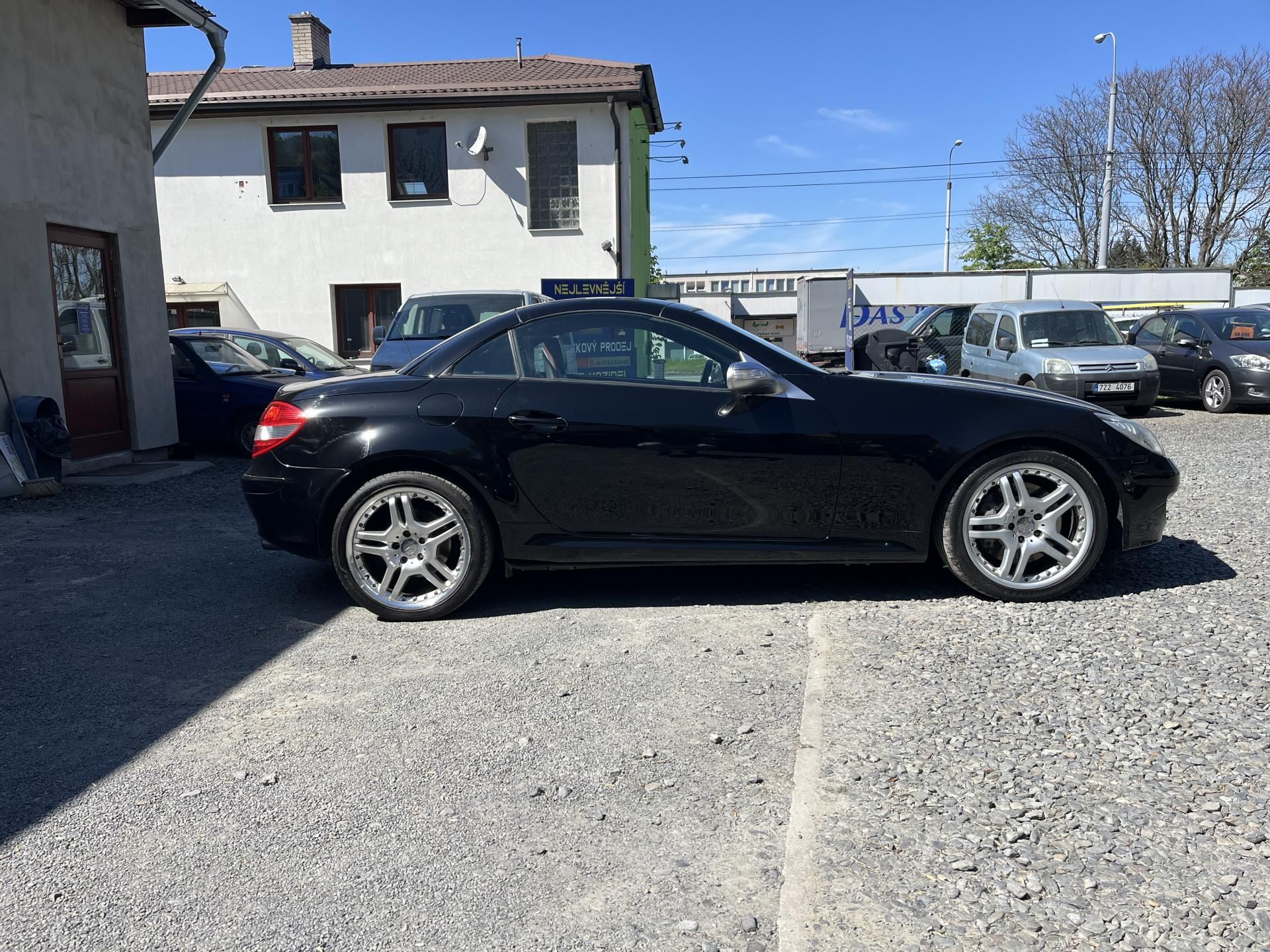 Mercedes-Benz SLK, 350 V6 200 Kw AMG paket ČR!!! - fotka 4