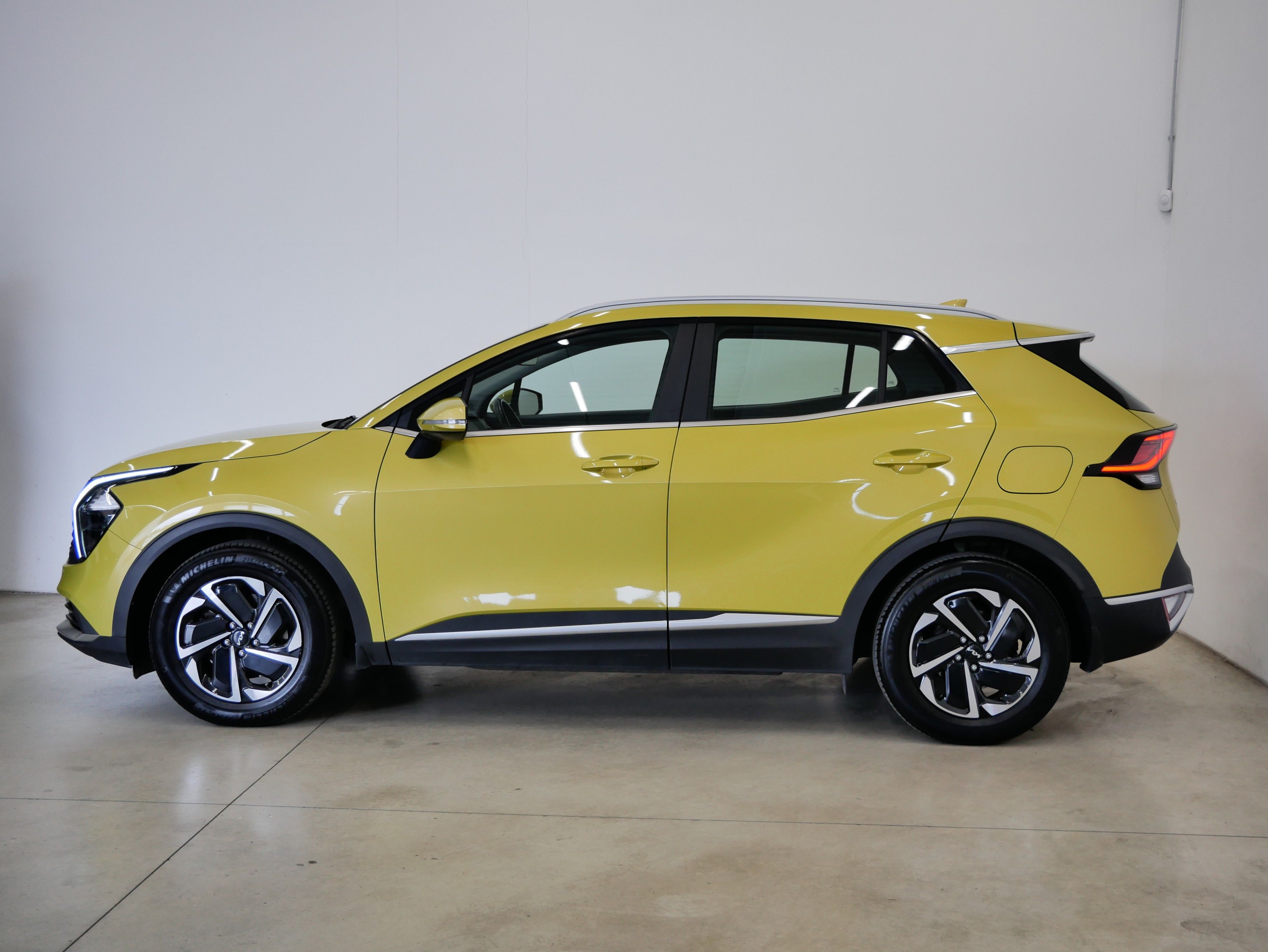 Kia Sportage, 1.6 T-GDI 132 kW 4WD Exclusive - fotka 3