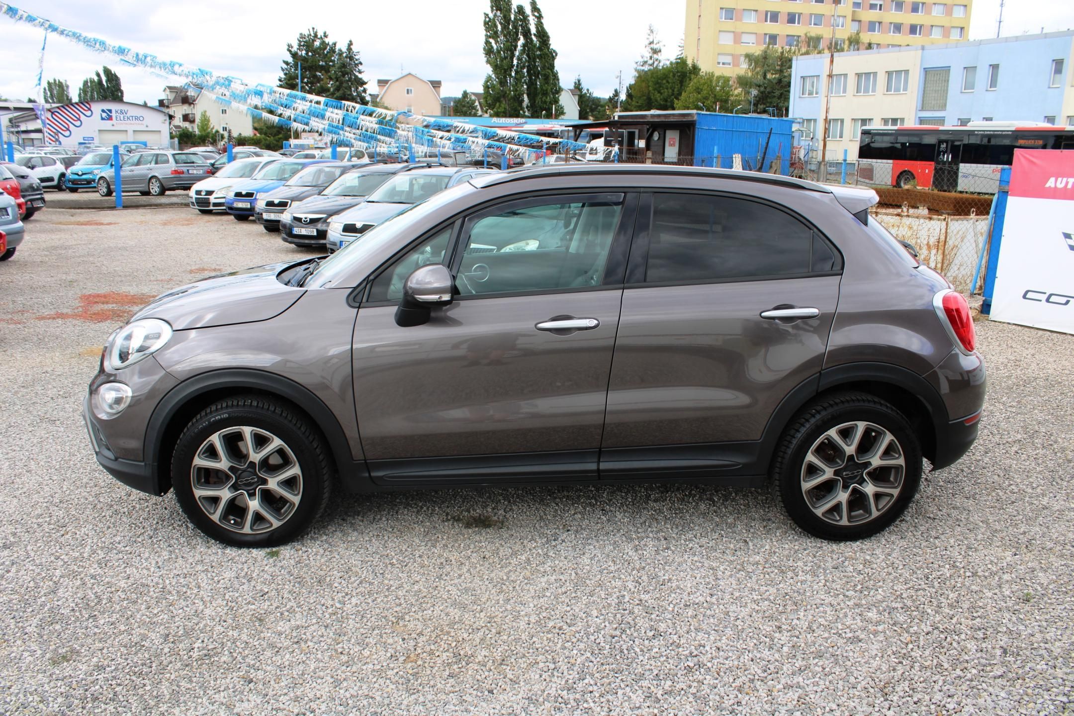 Fiat 500X, 1,4i KLIMA KŮŽE EL.OKNA ALU - fotka 4