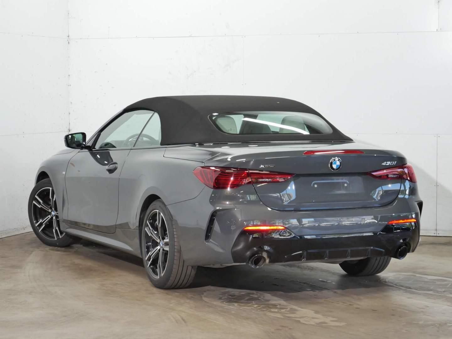 BMW Řada 4, 430i xDrive Cabrio M PRO - fotka 3