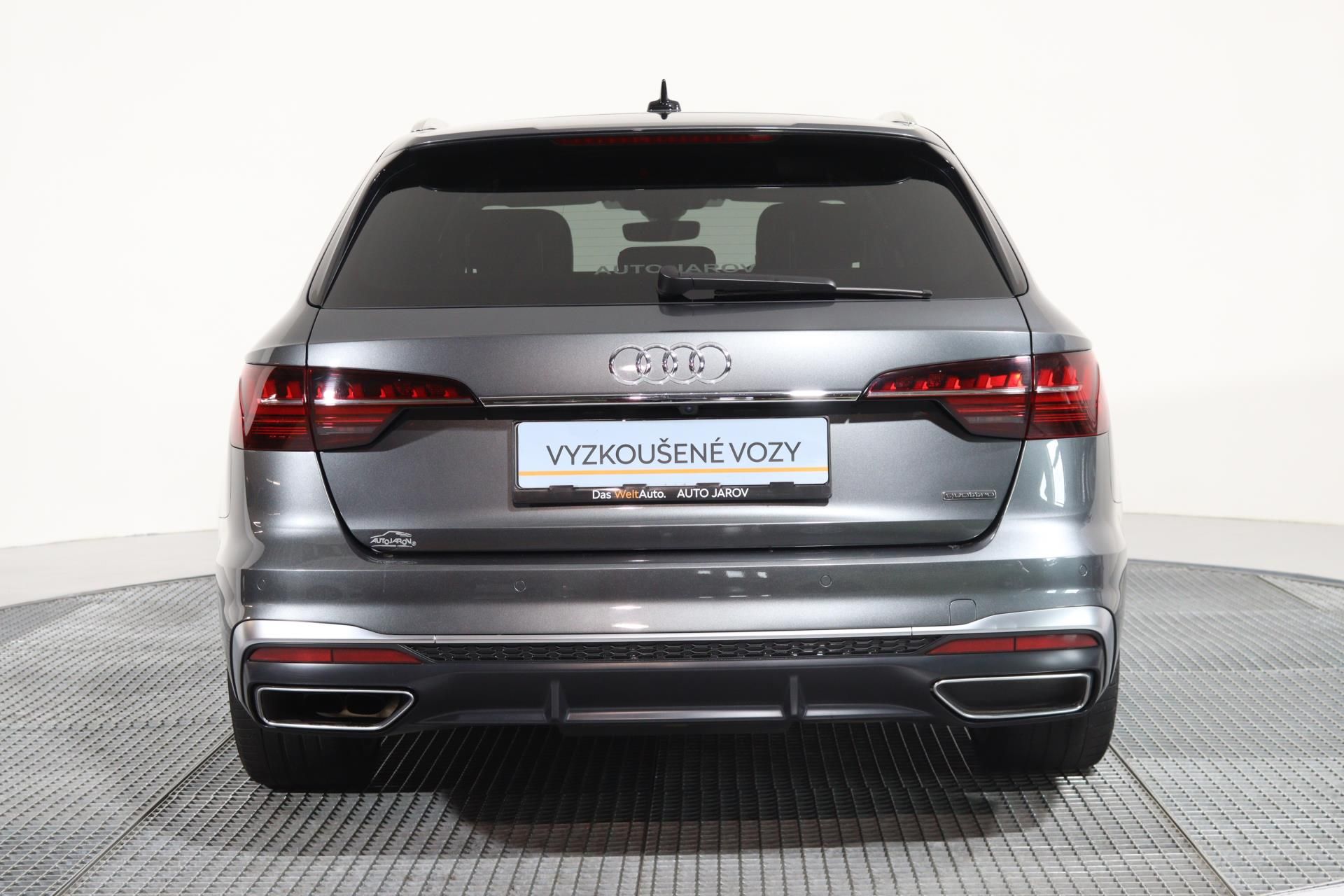 Audi A4, Avant Sline 40 TDI quattro Str - fotka 6