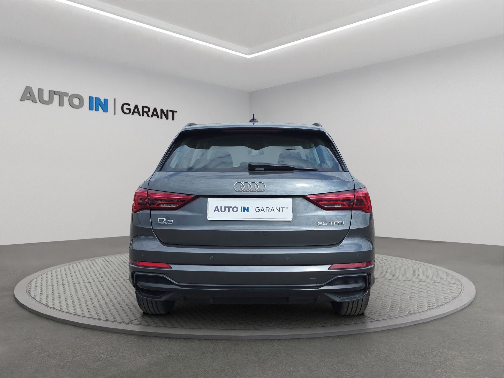 Audi Q3, S-Line 1.5 TFSi 110kw, ČR - fotka 6