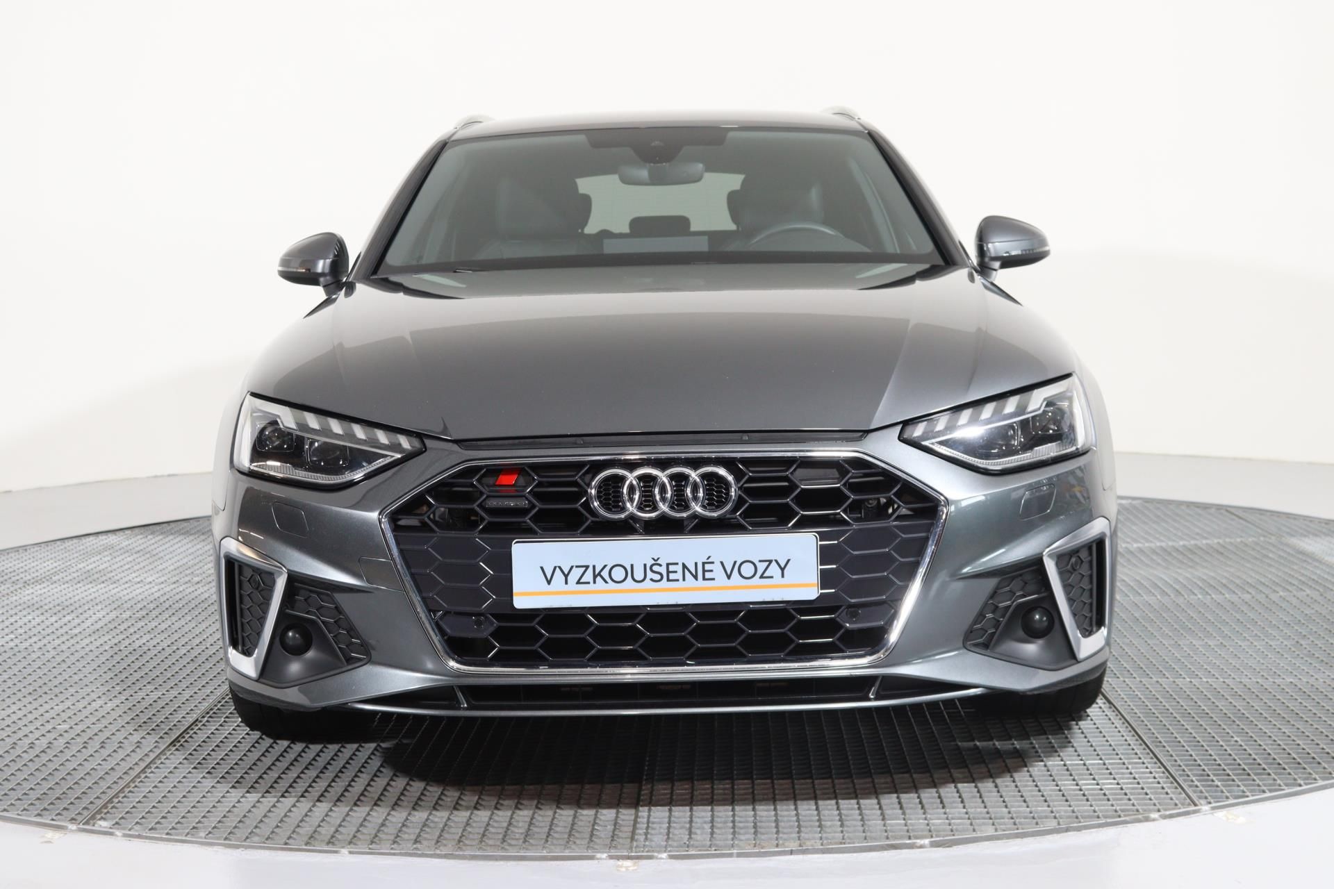 Audi A4, Avant Sline 40 TDI quattro Str - fotka 4