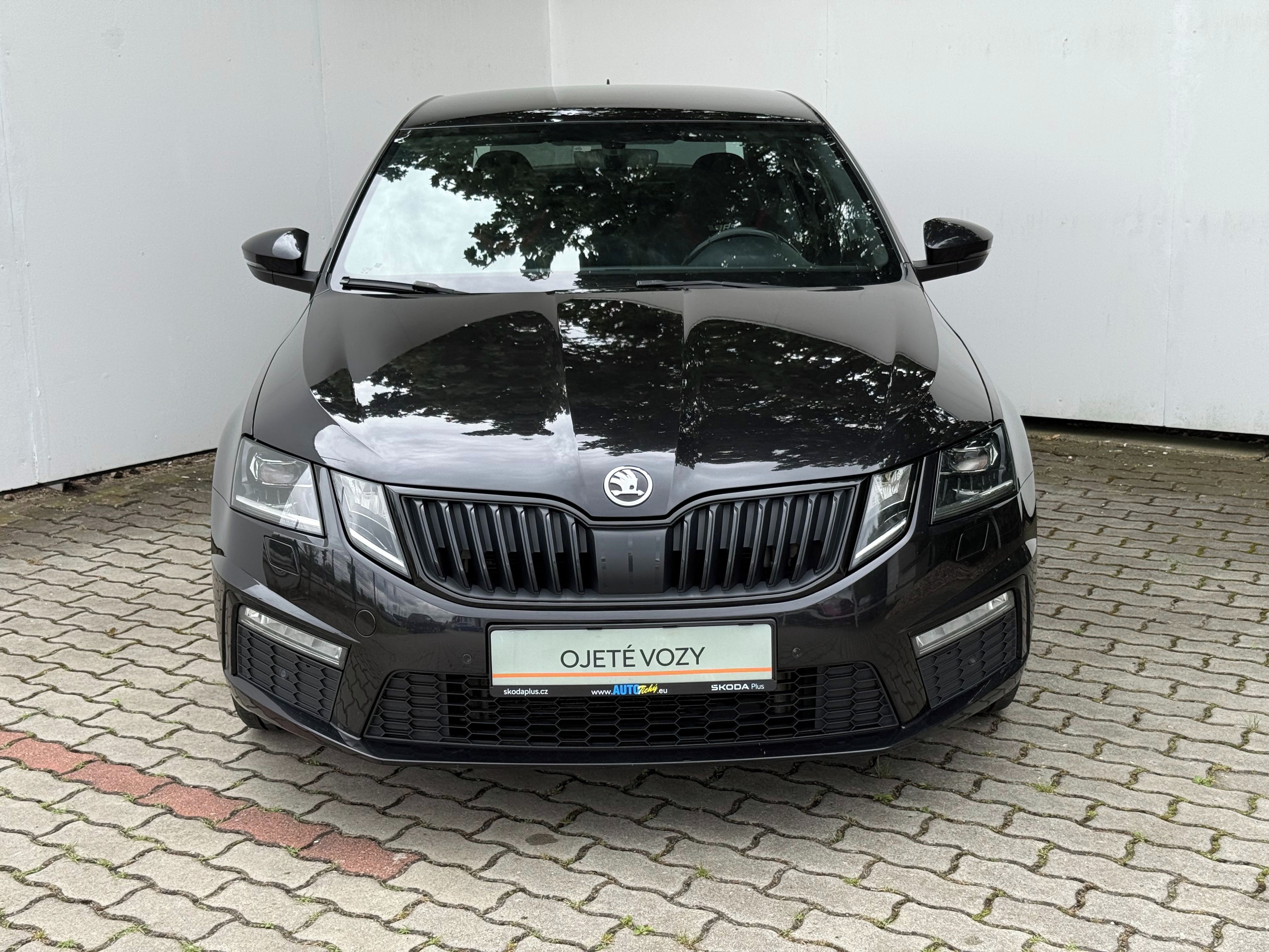 Škoda Octavia, RS 2,0 TDI / 135 kW - fotka 2