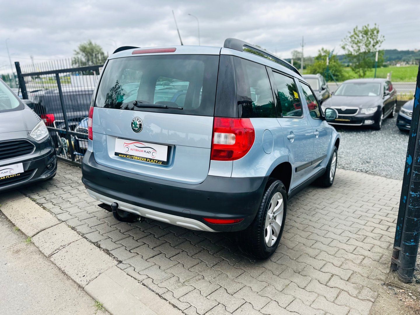 Škoda Yeti, 1.2TSi VÝHŘEV SED. - fotka 6