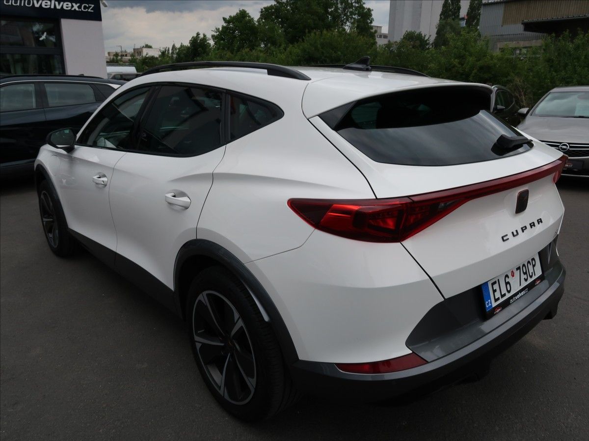 Cupra Formentor, 1,4 TSi,150kW,e-Hybrid,DPH - fotka 3