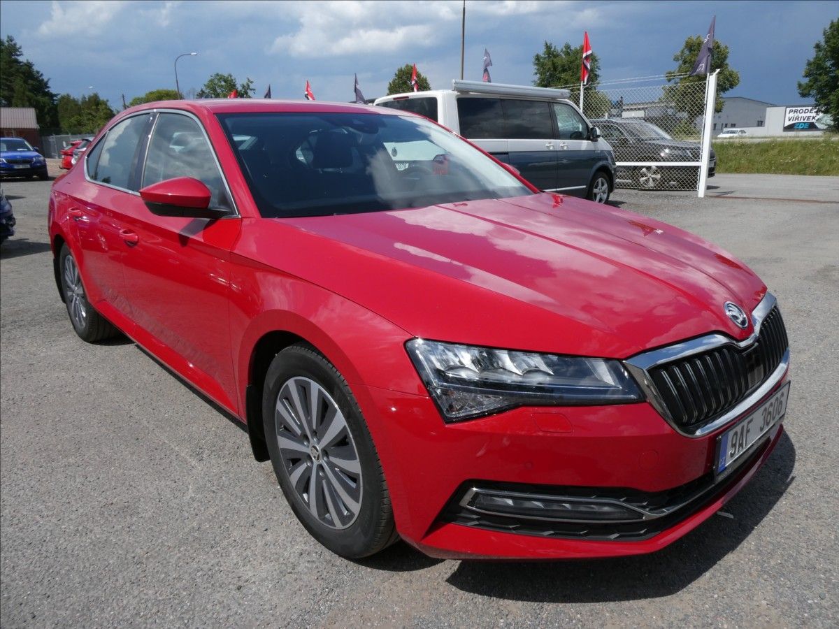 Škoda Superb, 1,5 TSi 110kW STYLE+, NAVI,LED