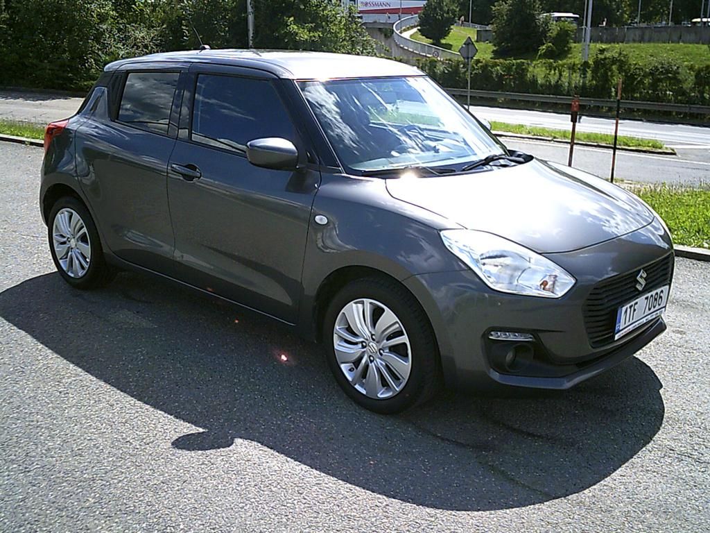 Suzuki Swift, 1.2i KOUPENO ČR,1.MAJITEL - fotka 4