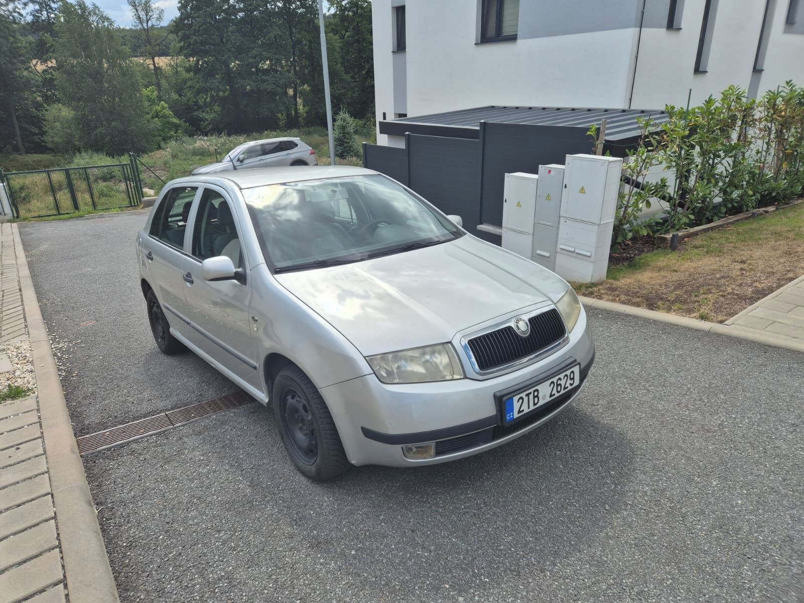 Škoda Fabia, 1.9 SDI KLIMA + 2 sady gum - fotka 2