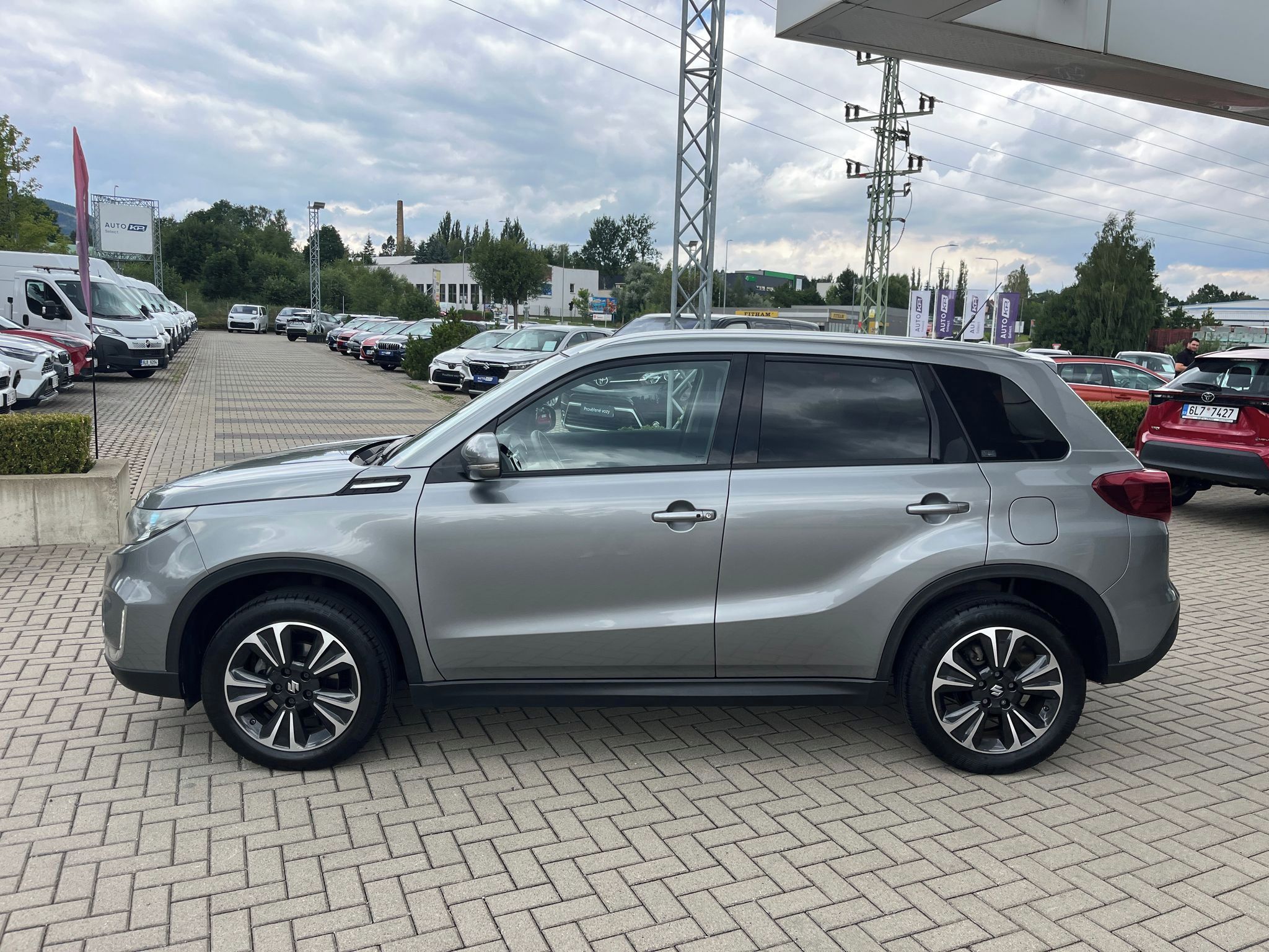 Suzuki Vitara, 1,4 BoosterJet 4x4 Elegance TZ - fotka 3