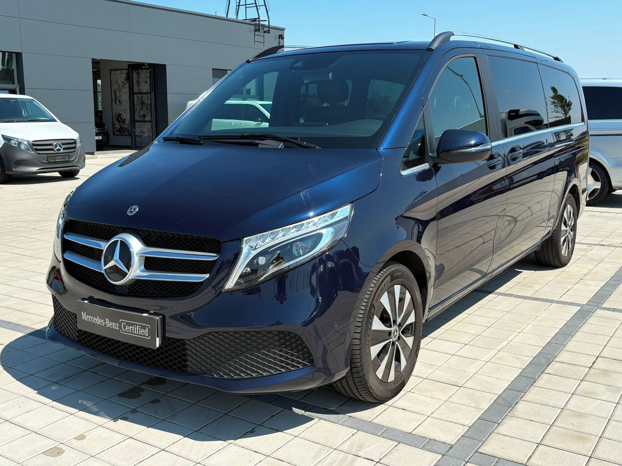 Mercedes-Benz Třídy V, 300 d XL Avantgarde 4Matic CZ