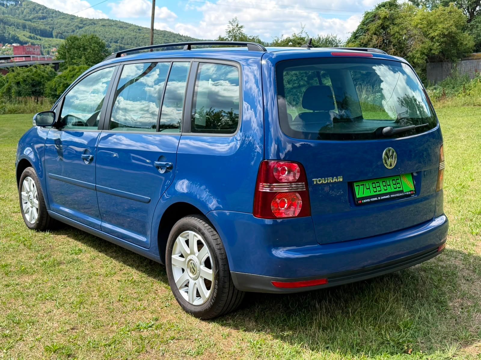Volkswagen Touran, 1,6 MPI - 75 KW - fotka 6