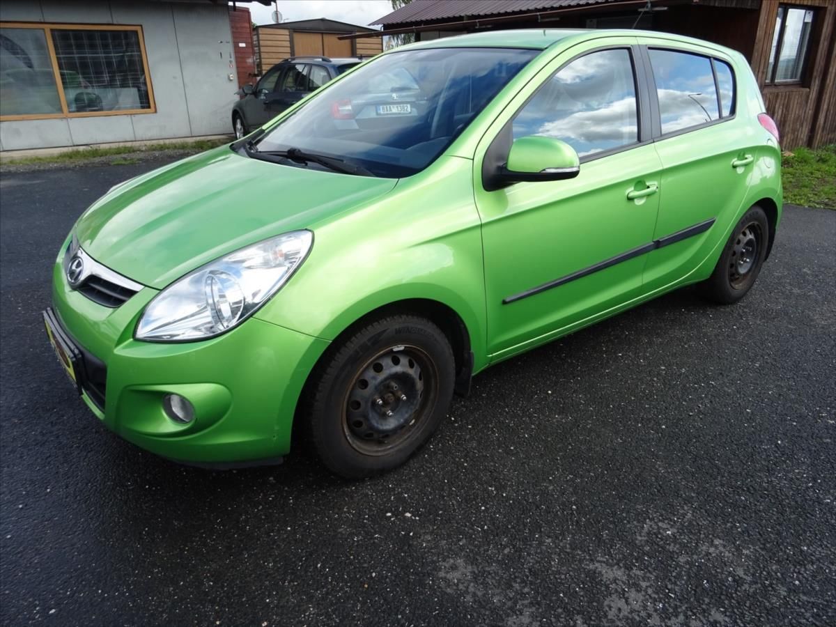 Hyundai i20, 1,3 57 kW - fotka 5