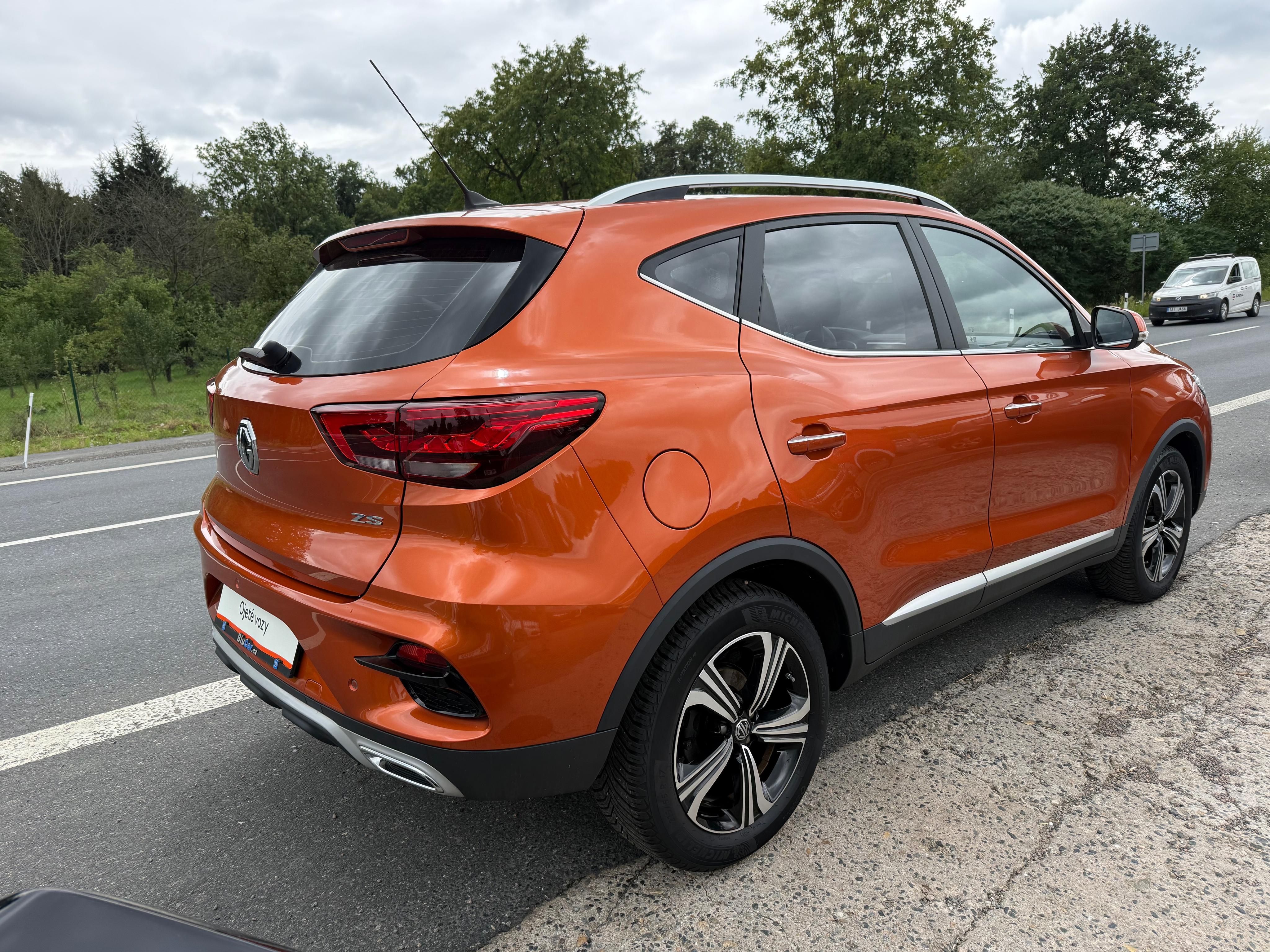 MG ZS, 1.5i MT Essential ČR - fotka 6
