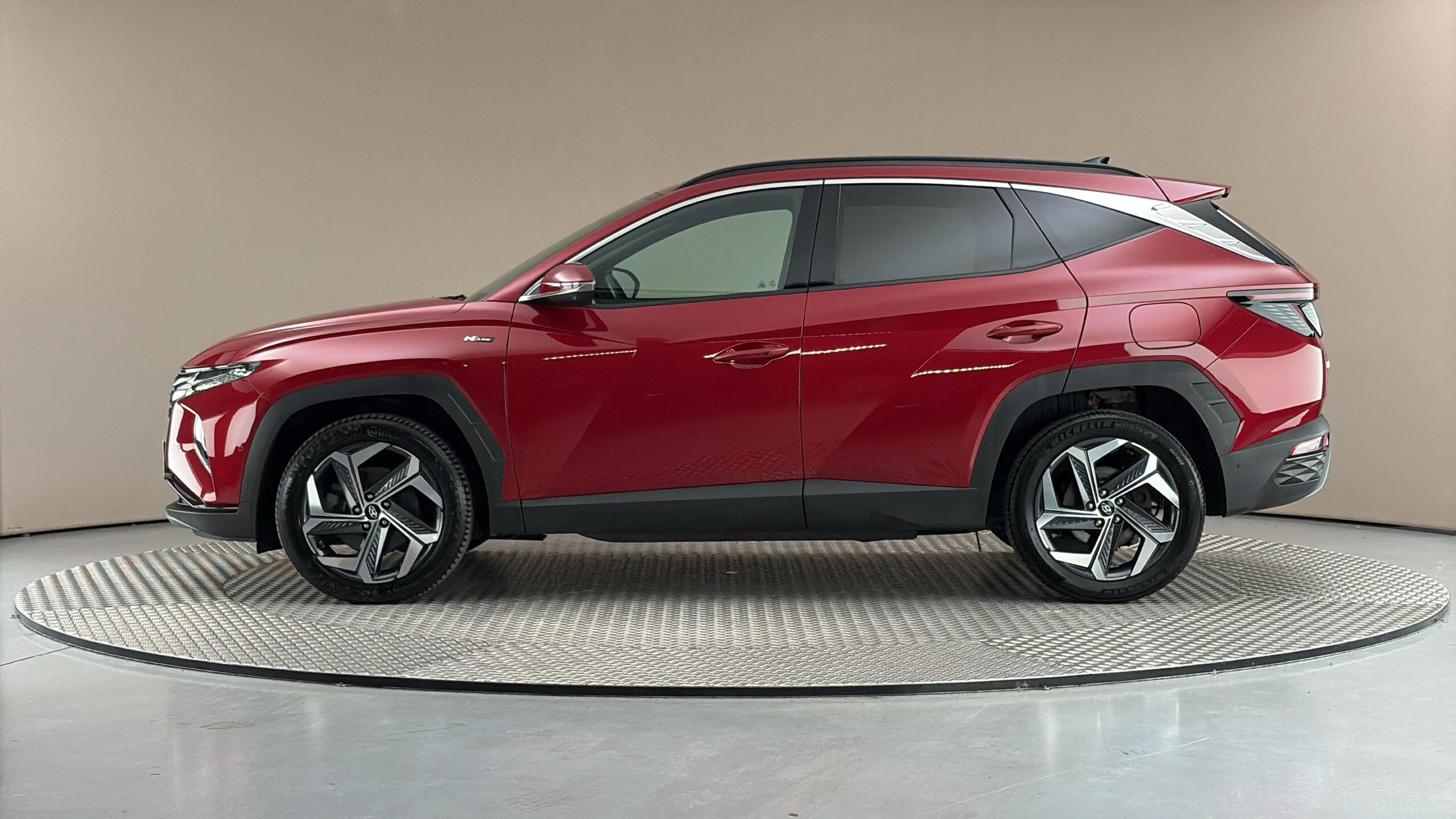 Hyundai Tucson, 1.6 T-GDI Hybrid AUT 4x4 Style - fotka 4