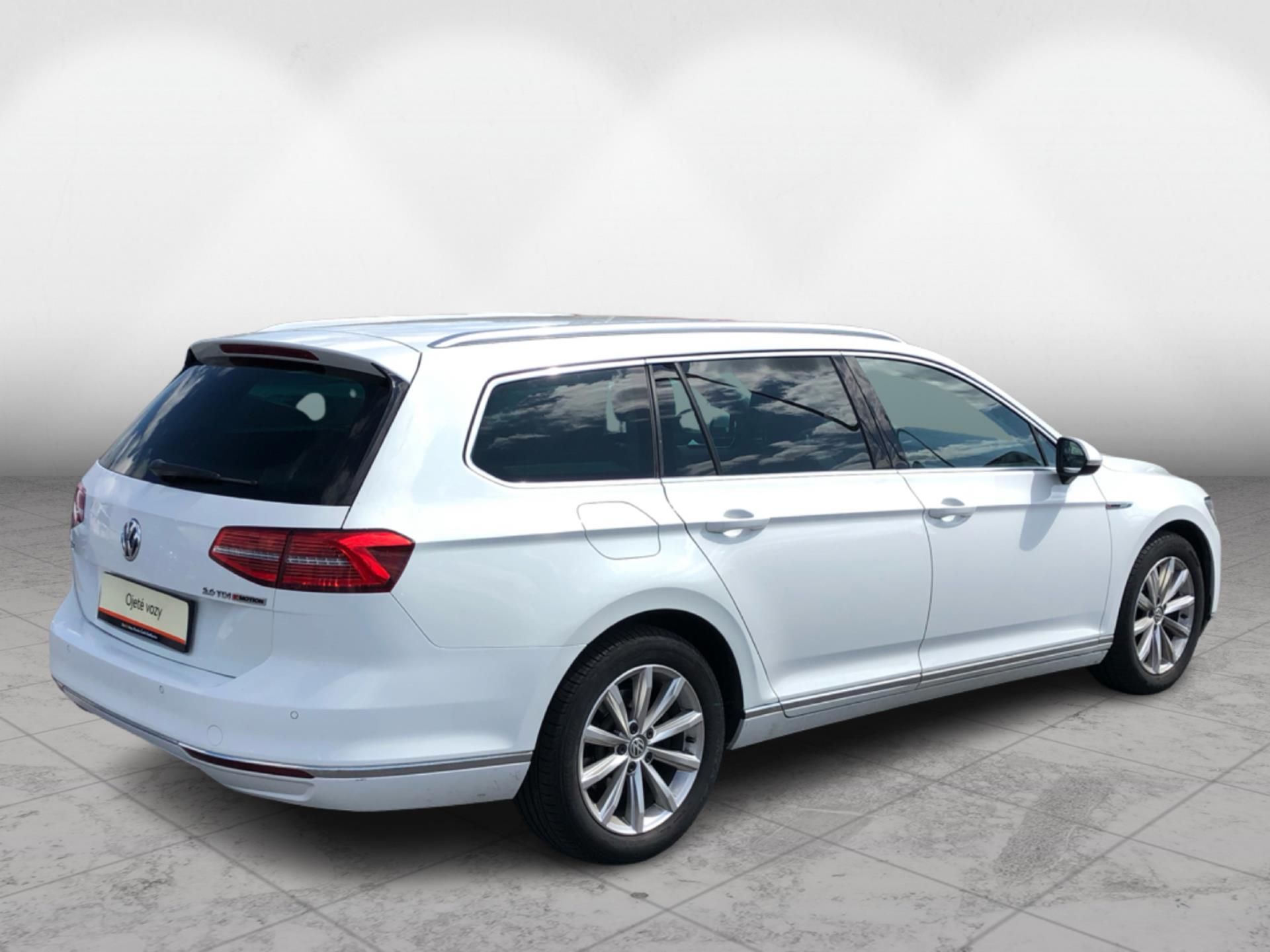 Volkswagen Passat, Variant 2.0 TDi 4-Motion HIGHL - fotka 2