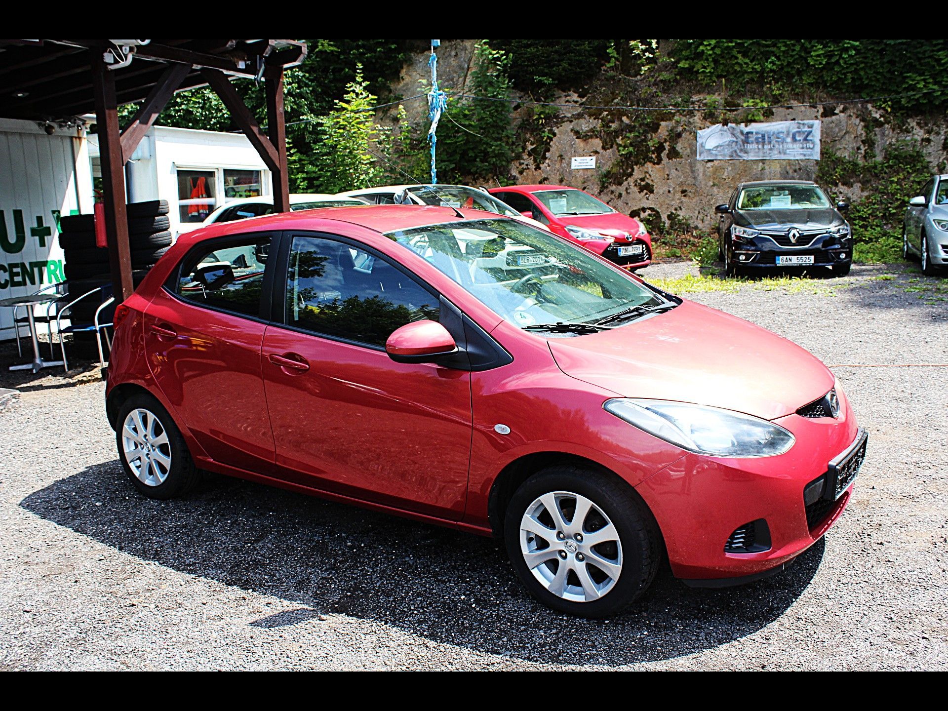 Mazda 2, 1.3i 63 kW klima - fotka 3