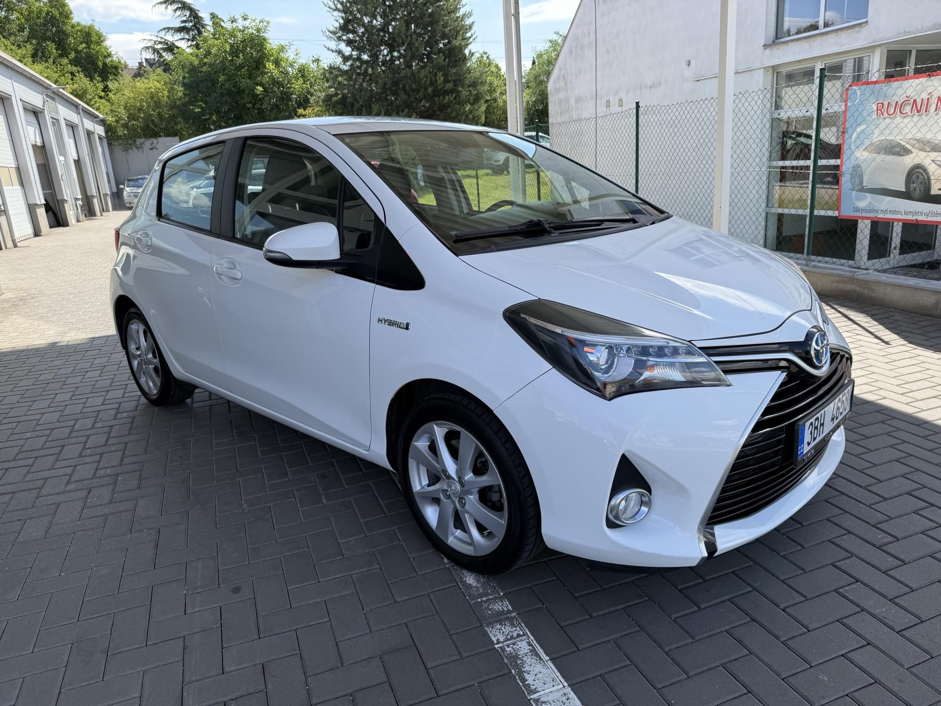 Toyota Yaris, 1,5 Hybrid Active - fotka 3