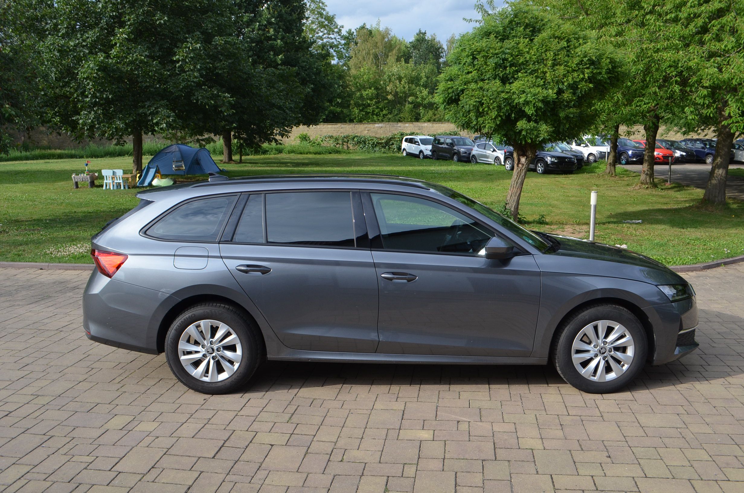 Škoda Octavia, COMBI 1.5TSI*DSG*150PS*15.000K - fotka 2