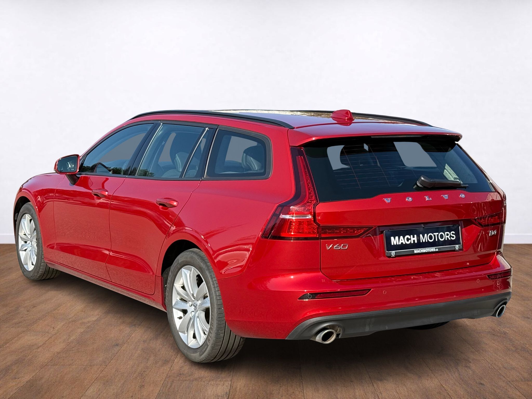 Volvo V60, MOMENTUM B4, FULL LED - fotka 3
