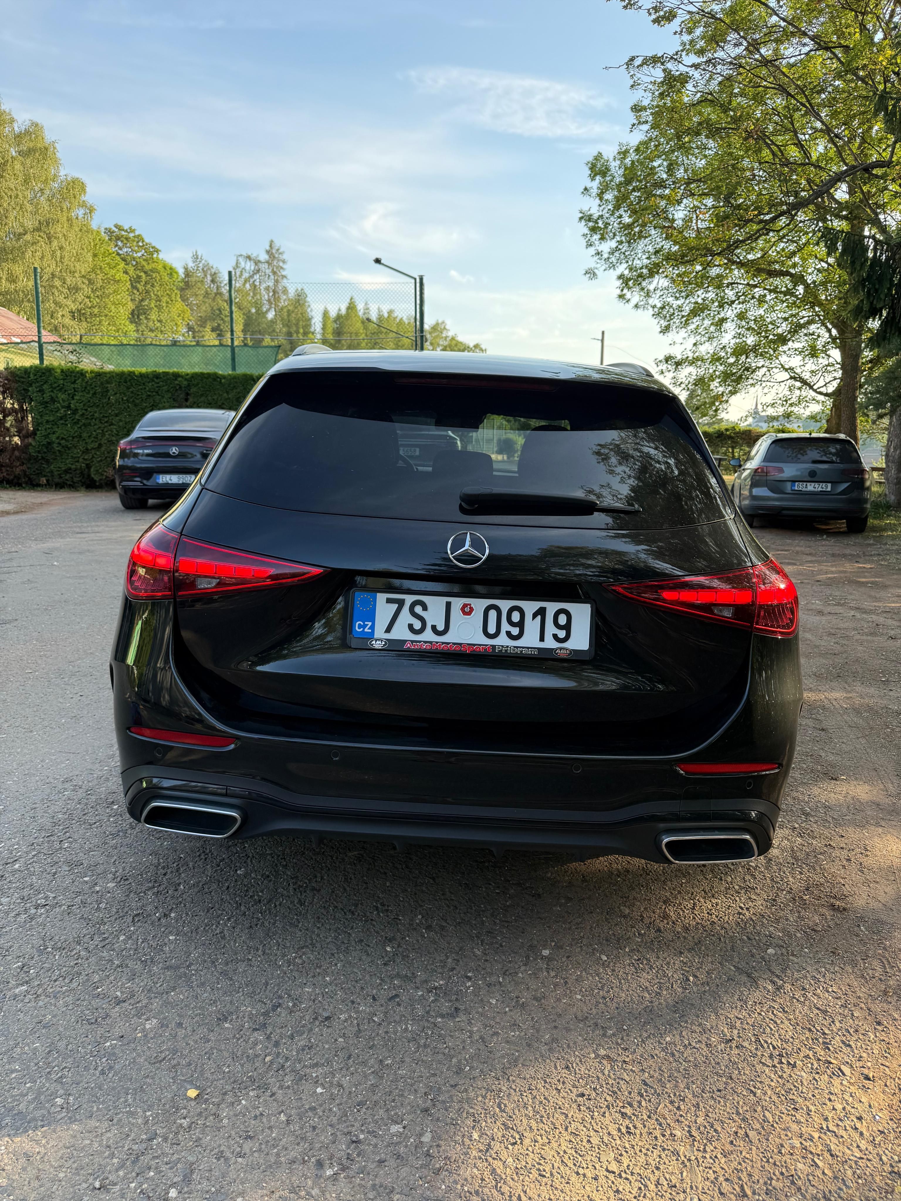 Mercedes-Benz Třídy C, Mercedes-Benz C 220 d T AMG - fotka 4