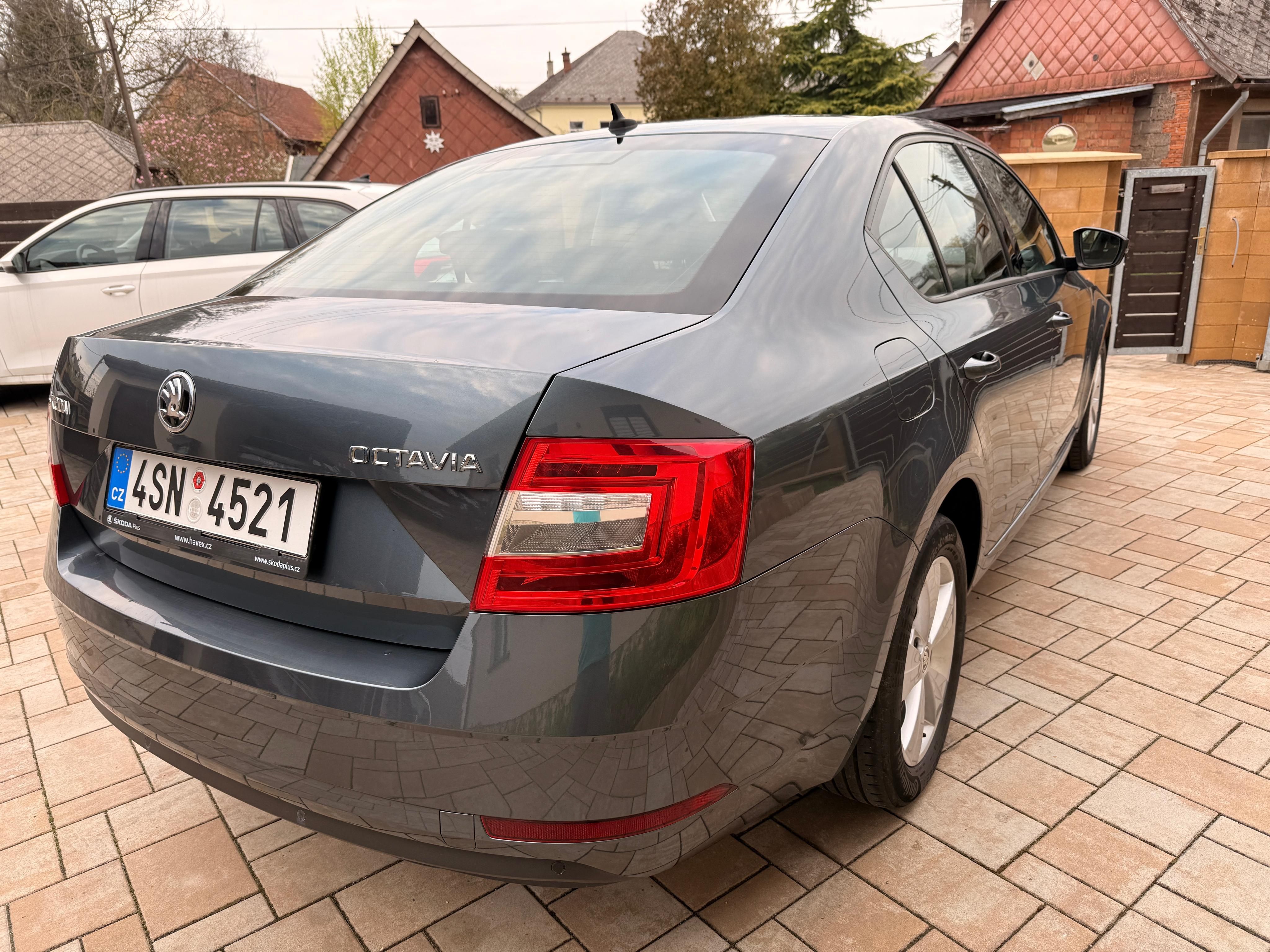 Škoda Octavia, 2.0TDi 110kW DSG ČR DPH - fotka 3