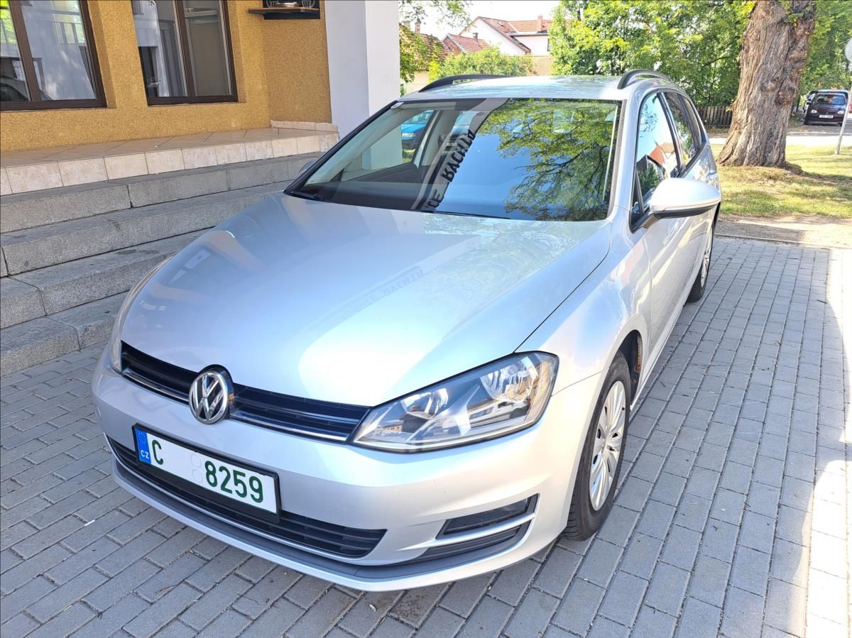 Volkswagen Golf, 1,6 TDI Variant - fotka 3