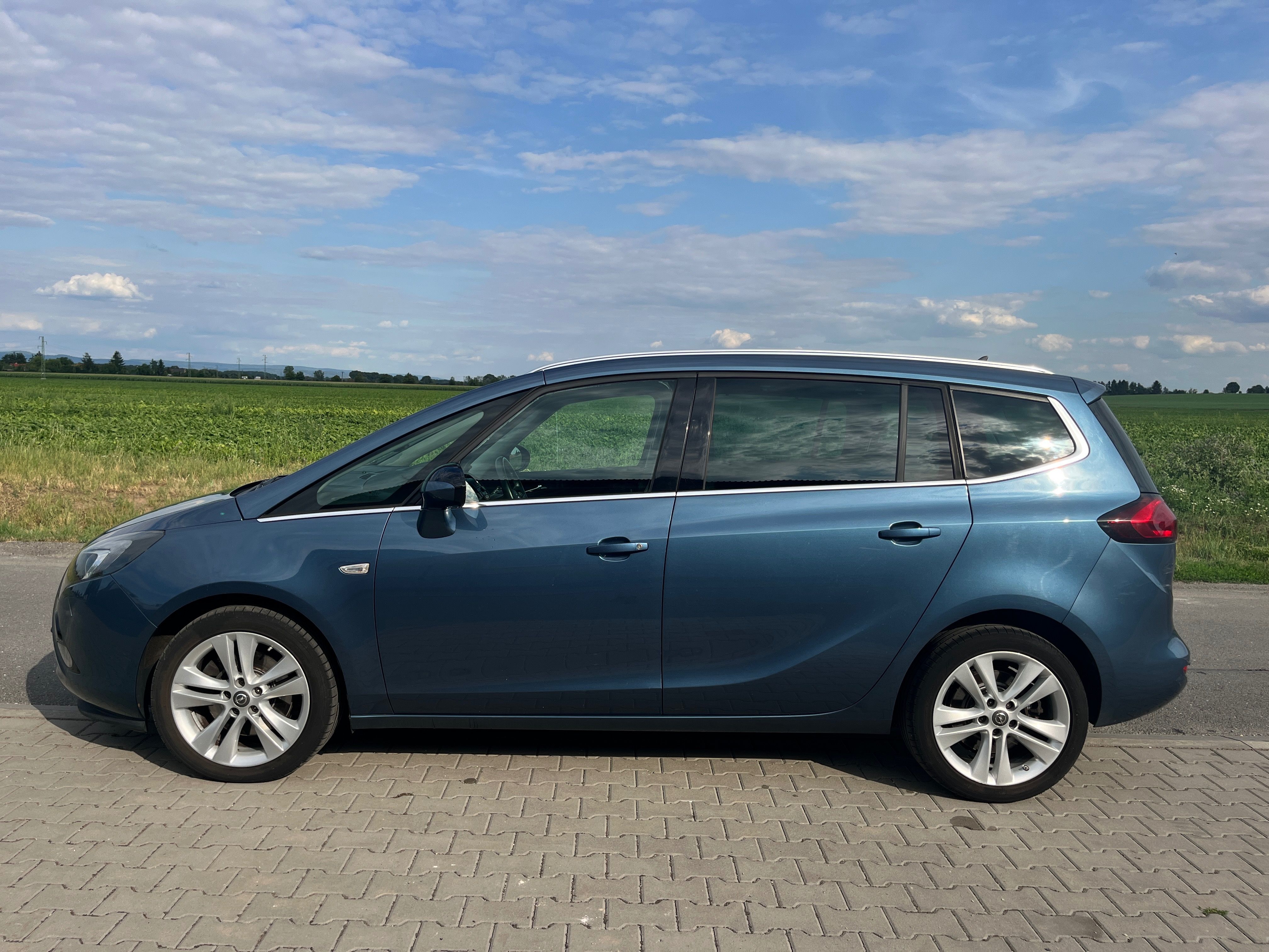 Opel Zafira, TOURER 2,0 CDTI 121kW 7Míst - fotka 6
