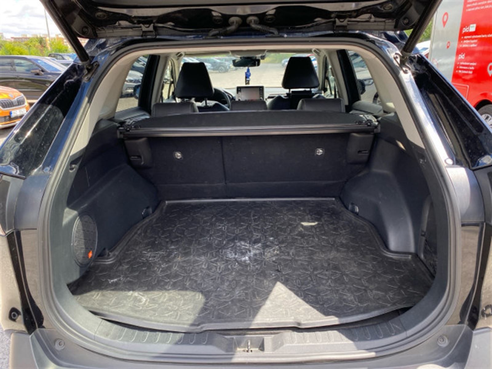 Toyota Rav4, 2.0 Hybrid e-CVT 4WD AT - fotka 6