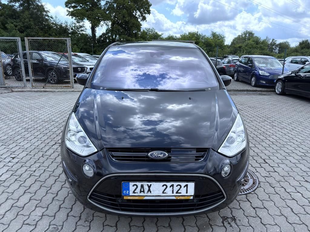 Ford S-MAX, 2.0 TDCi 120 kW Titanium - fotka 2